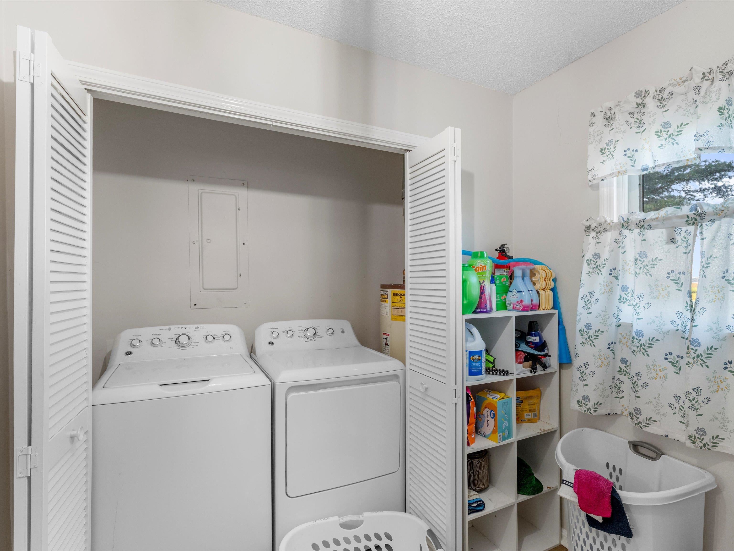 9585 River Road, Lewisport, Kentucky 42351, 3 Bedrooms Bedrooms, ,2 BathroomsBathrooms,Single Family Residence,For Sale,River Road,93207