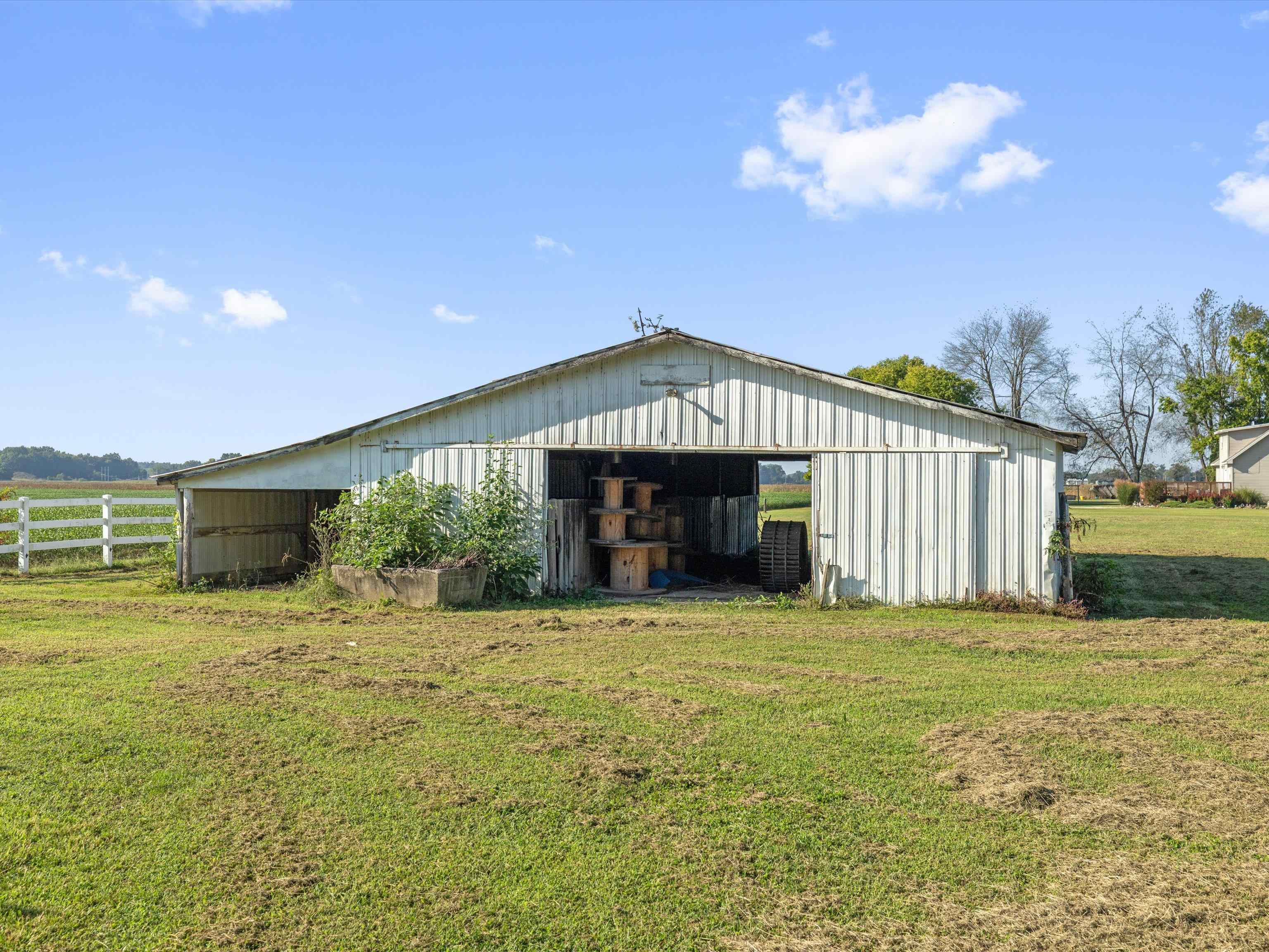 9585 River Road, Lewisport, Kentucky 42351, 3 Bedrooms Bedrooms, ,2 BathroomsBathrooms,Single Family Residence,For Sale,River Road,93207