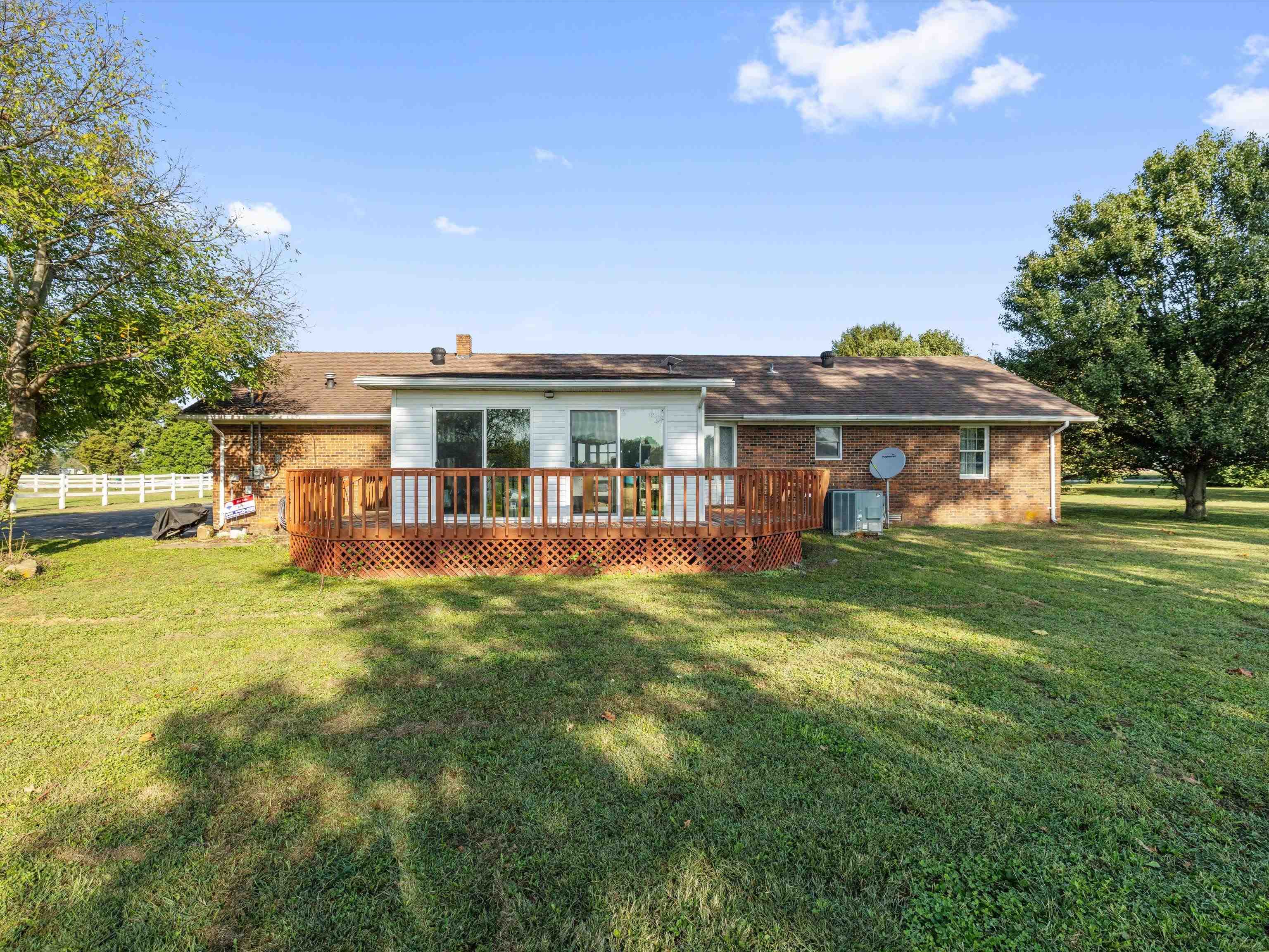 9585 River Road, Lewisport, Kentucky 42351, 3 Bedrooms Bedrooms, ,2 BathroomsBathrooms,Single Family Residence,For Sale,River Road,93207
