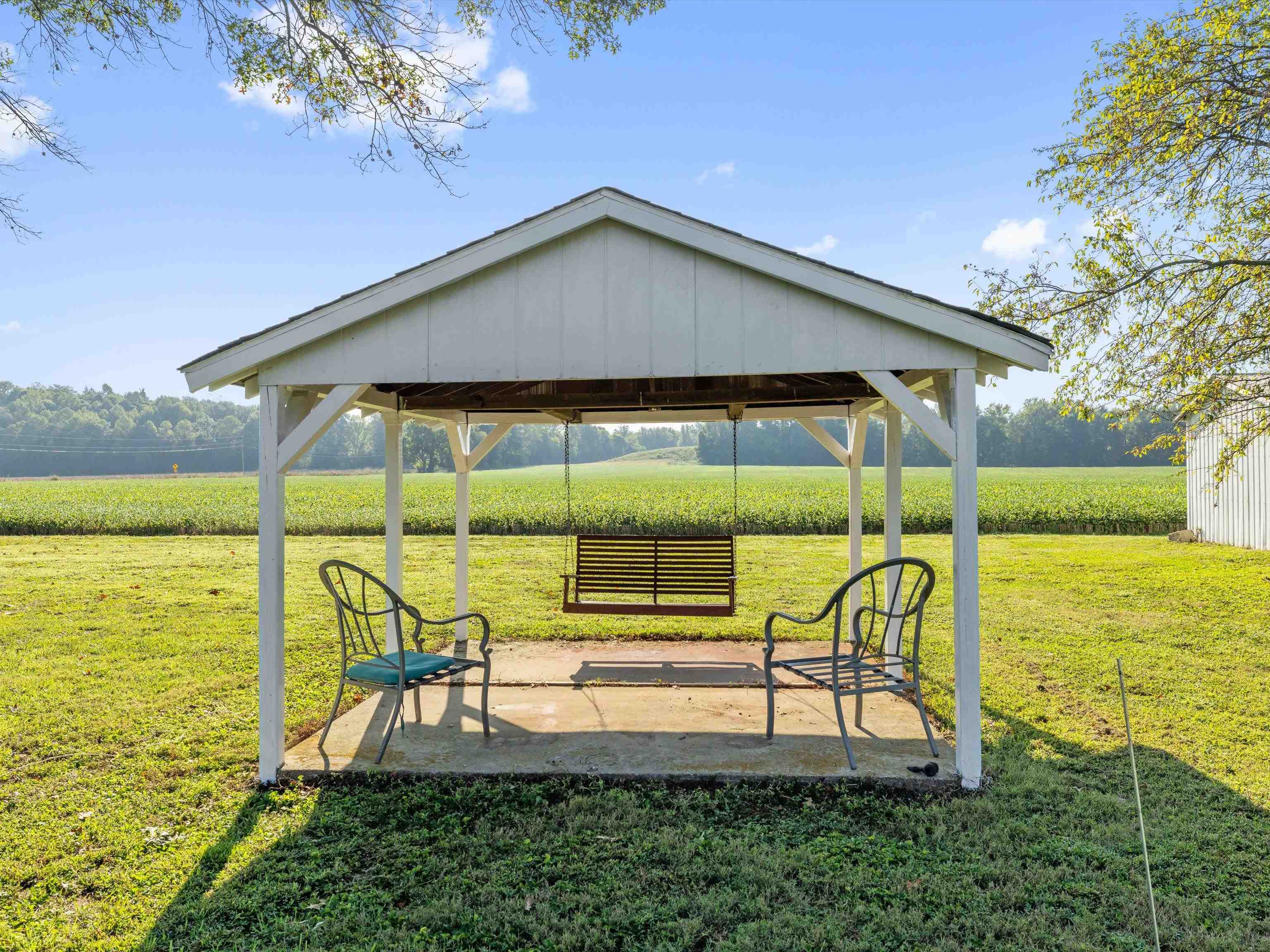 9585 River Road, Lewisport, Kentucky 42351, 3 Bedrooms Bedrooms, ,2 BathroomsBathrooms,Single Family Residence,For Sale,River Road,93207