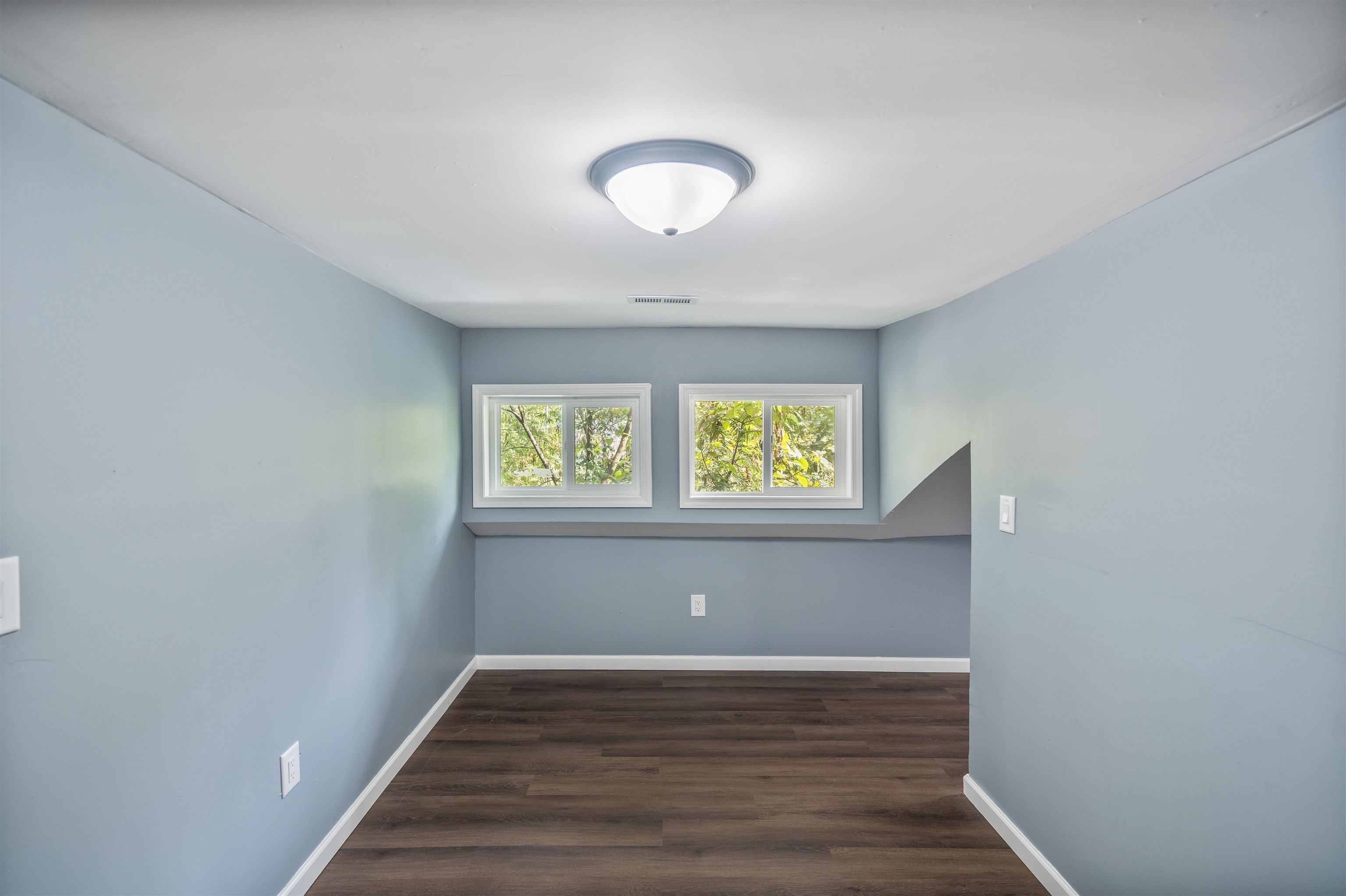 1714 Leitchfield Road, Owensboro, Kentucky 42301, 4 Bedrooms Bedrooms, ,2 BathroomsBathrooms,Single Family Residence,For Sale,Leitchfield Road,93208