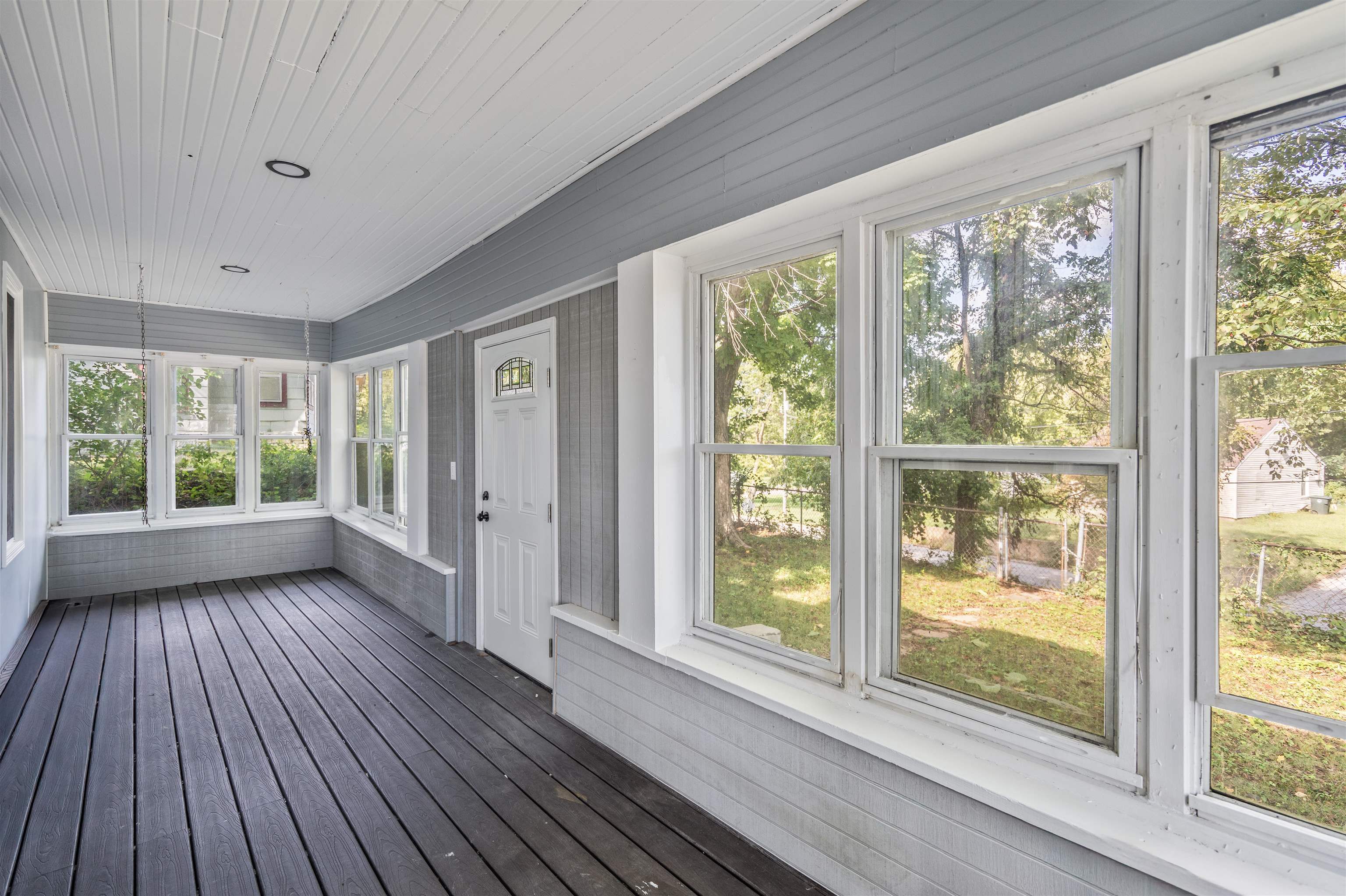 1714 Leitchfield Road, Owensboro, Kentucky 42301, 4 Bedrooms Bedrooms, ,2 BathroomsBathrooms,Single Family Residence,For Sale,Leitchfield Road,93208