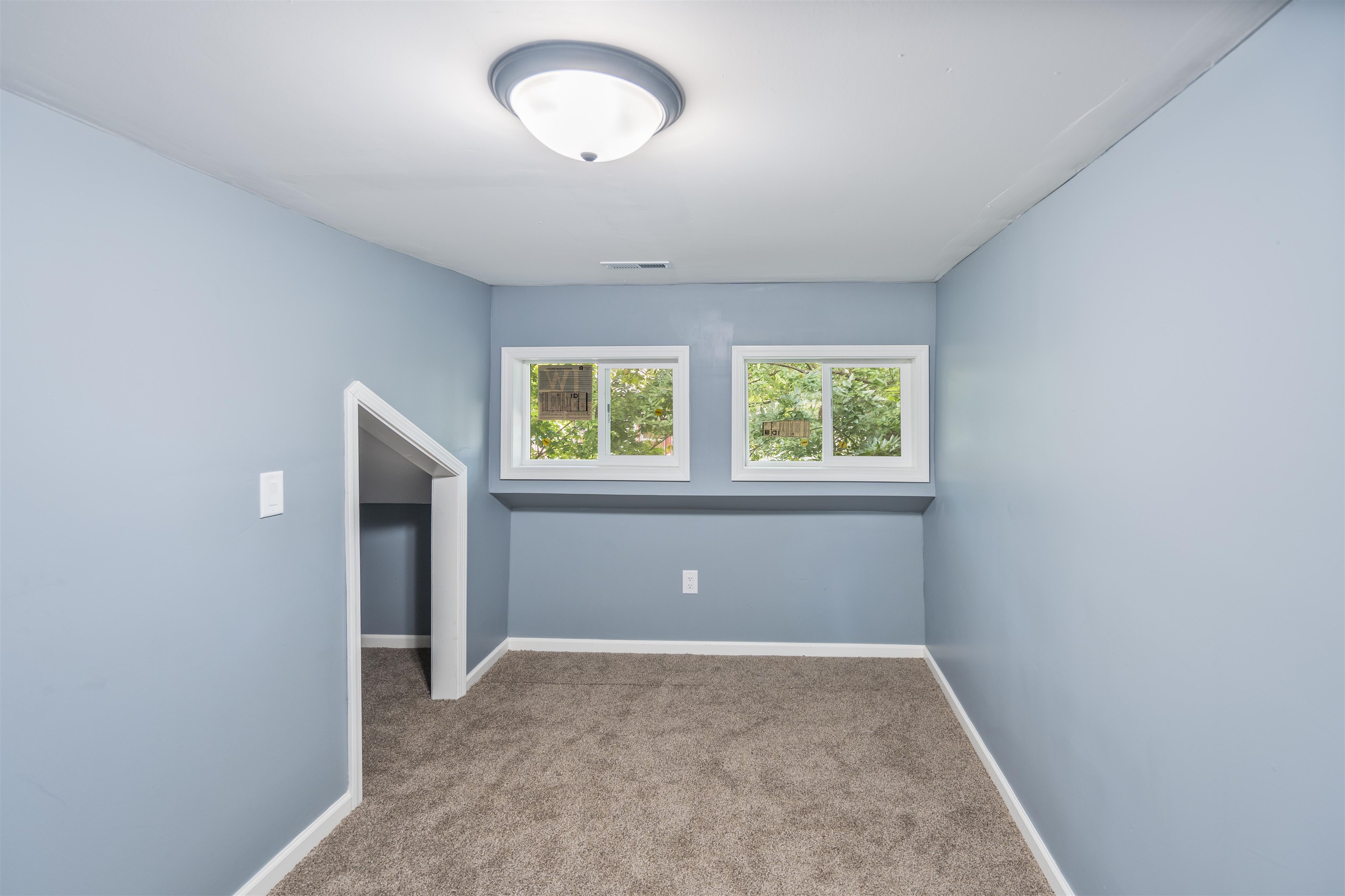 1714 Leitchfield Road, Owensboro, Kentucky 42301, 4 Bedrooms Bedrooms, ,2 BathroomsBathrooms,Single Family Residence,For Sale,Leitchfield Road,93208