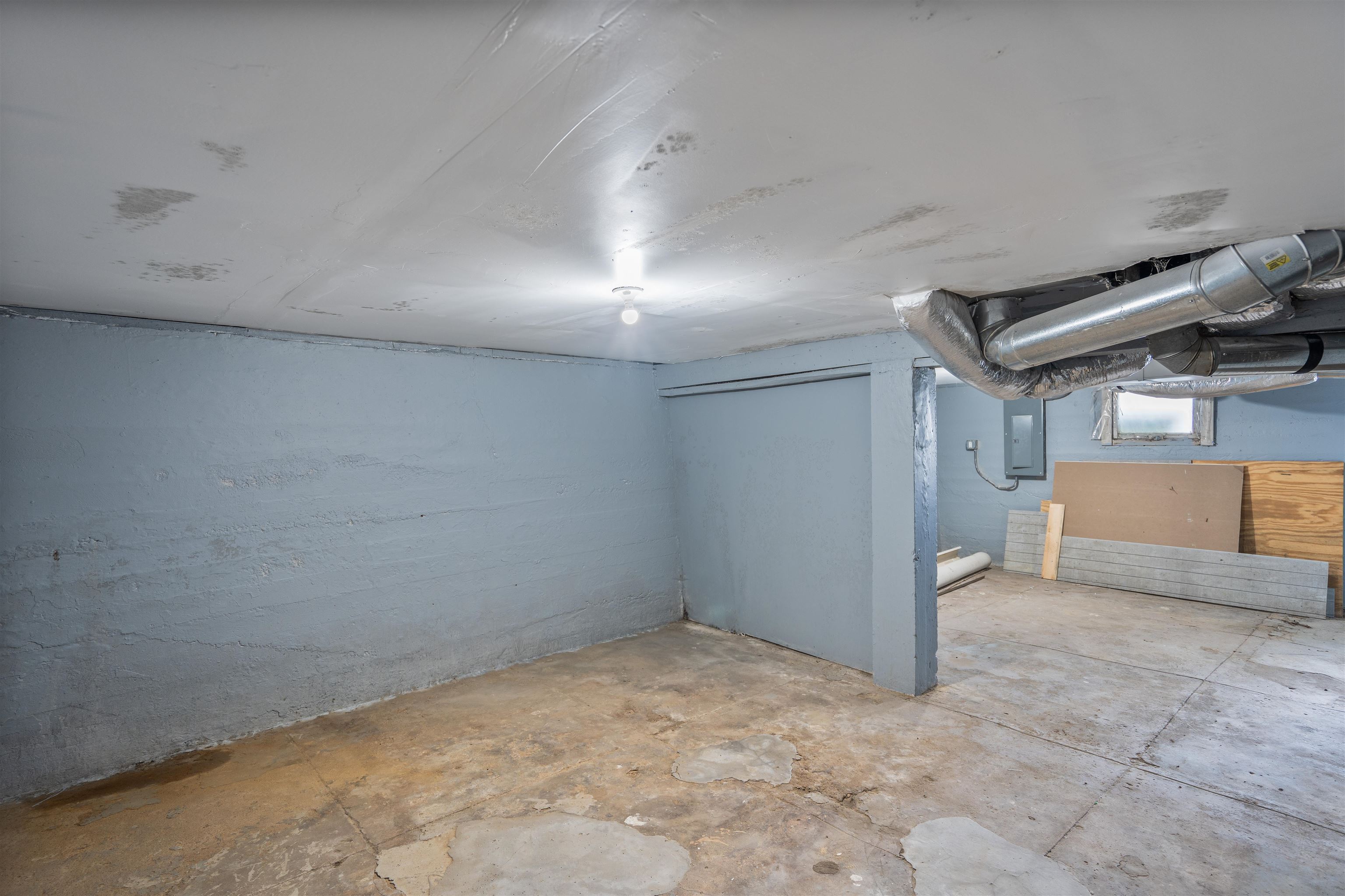 1714 Leitchfield Road, Owensboro, Kentucky 42301, 4 Bedrooms Bedrooms, ,2 BathroomsBathrooms,Single Family Residence,For Sale,Leitchfield Road,93208