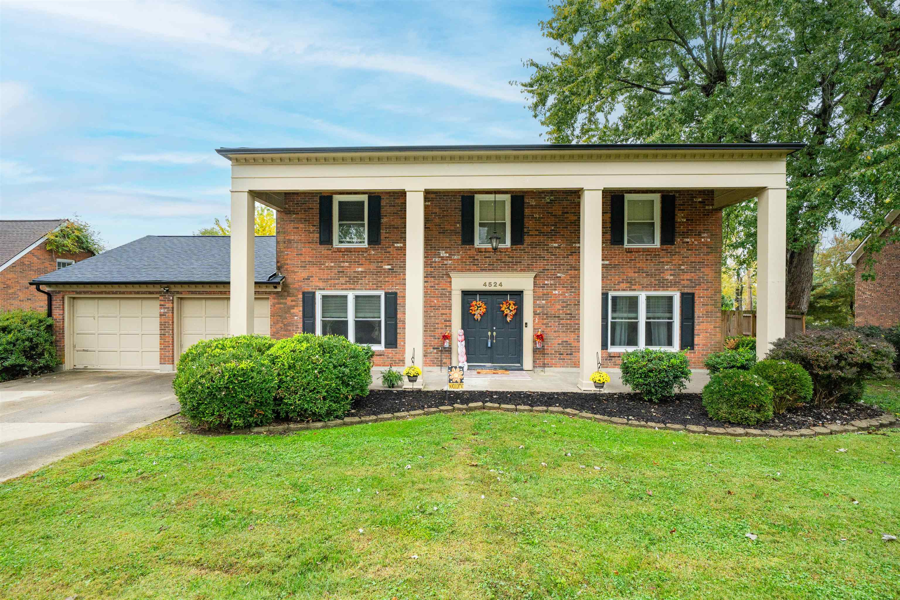 4524 Loftwood Dr, Owensboro, Kentucky 42303, 4 Bedrooms Bedrooms, ,2 BathroomsBathrooms,Single Family Residence,For Sale,Loftwood Dr,93218