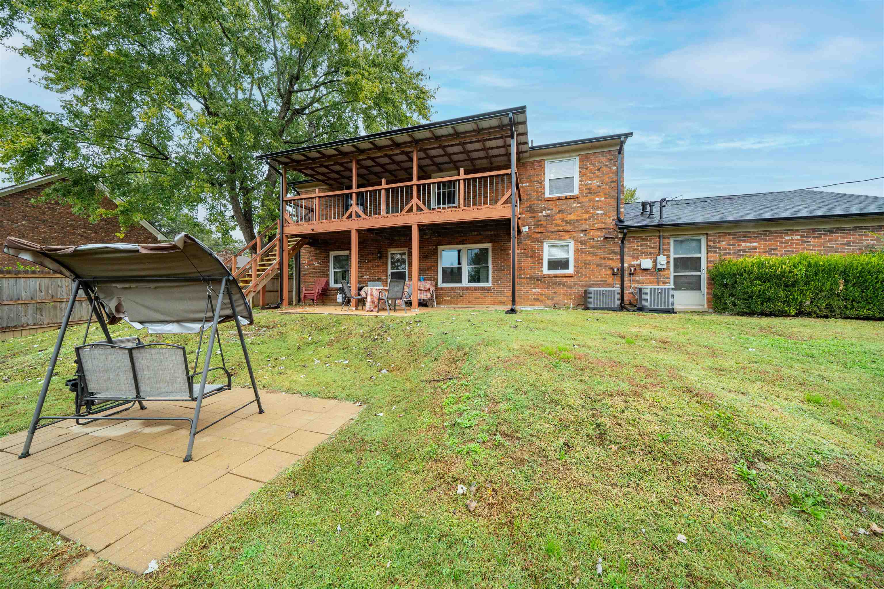 4524 Loftwood Dr, Owensboro, Kentucky 42303, 4 Bedrooms Bedrooms, ,2 BathroomsBathrooms,Single Family Residence,For Sale,Loftwood Dr,93218