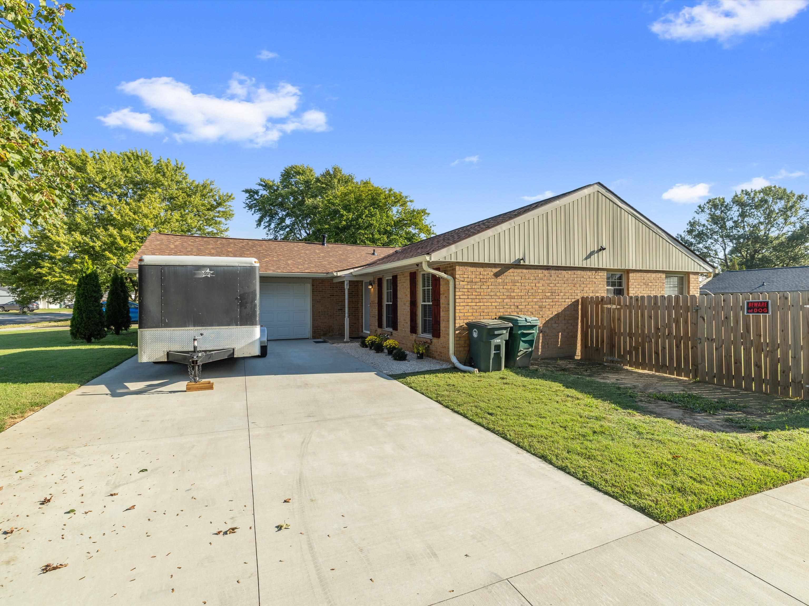 4037 Yates Drive, Owensboro, Kentucky 42301, 3 Bedrooms Bedrooms, ,2 BathroomsBathrooms,Single Family Residence,For Sale,Yates Drive,93225