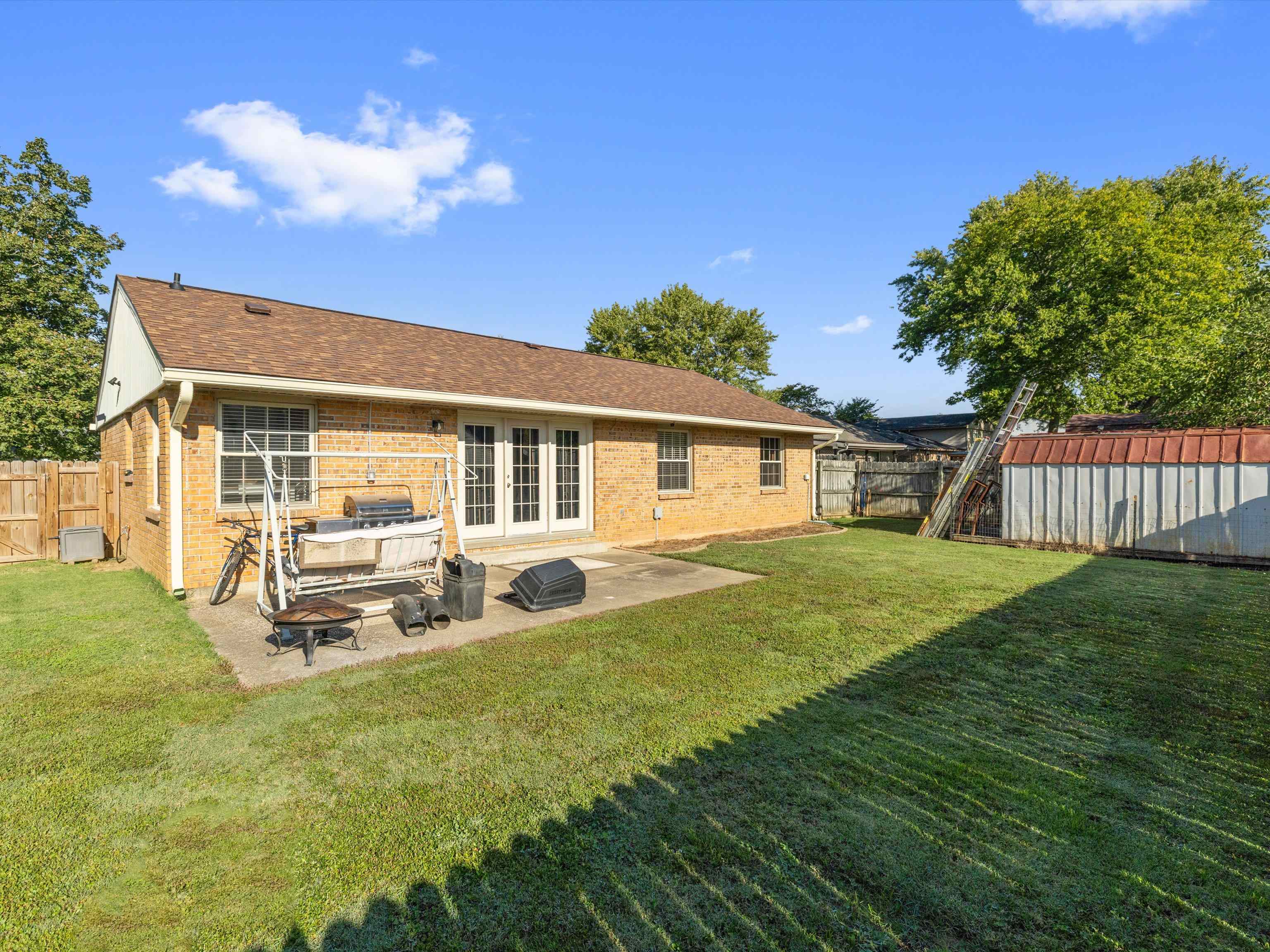 4037 Yates Drive, Owensboro, Kentucky 42301, 3 Bedrooms Bedrooms, ,2 BathroomsBathrooms,Single Family Residence,For Sale,Yates Drive,93225
