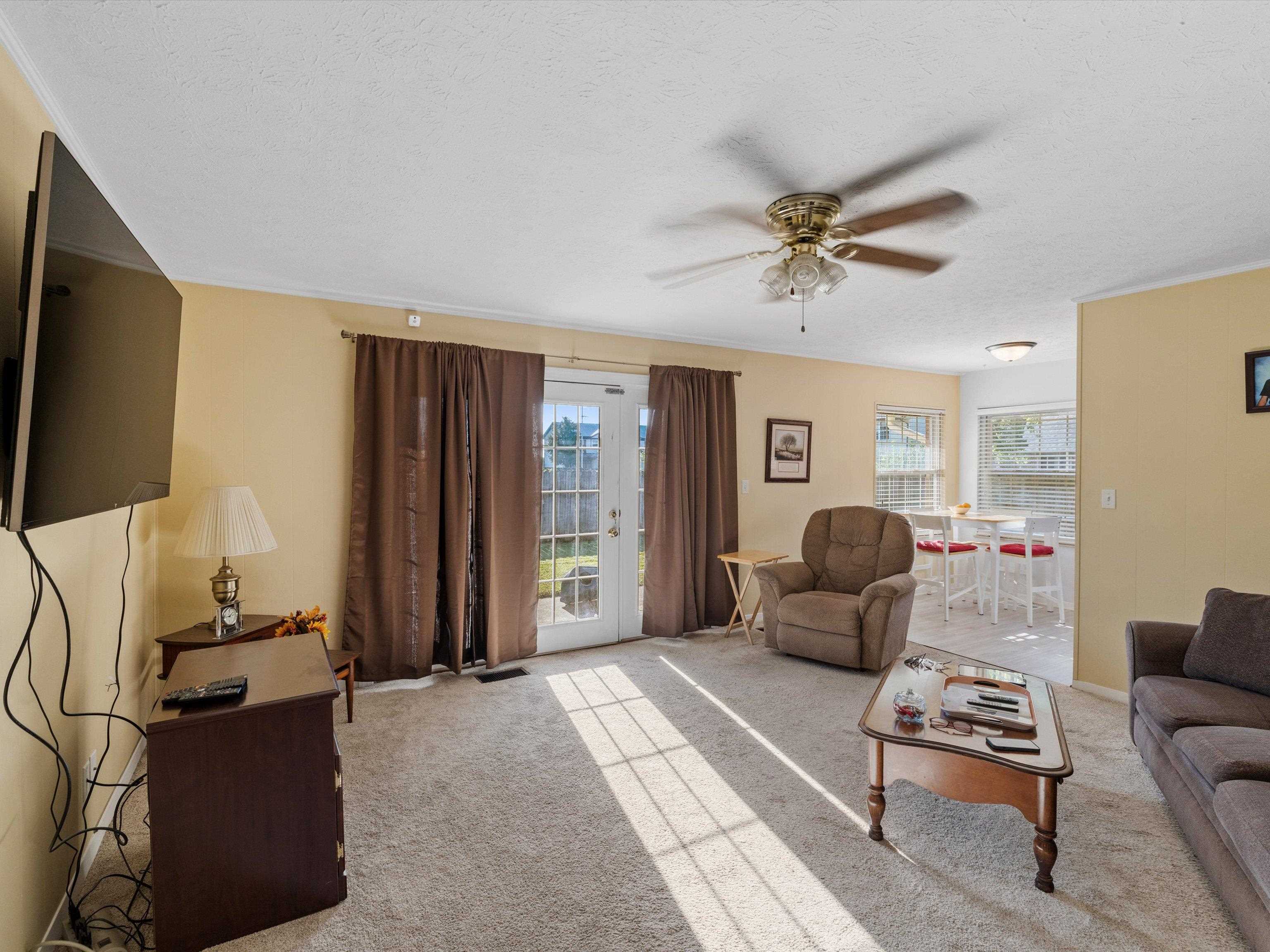 4037 Yates Drive, Owensboro, Kentucky 42301, 3 Bedrooms Bedrooms, ,2 BathroomsBathrooms,Single Family Residence,For Sale,Yates Drive,93225