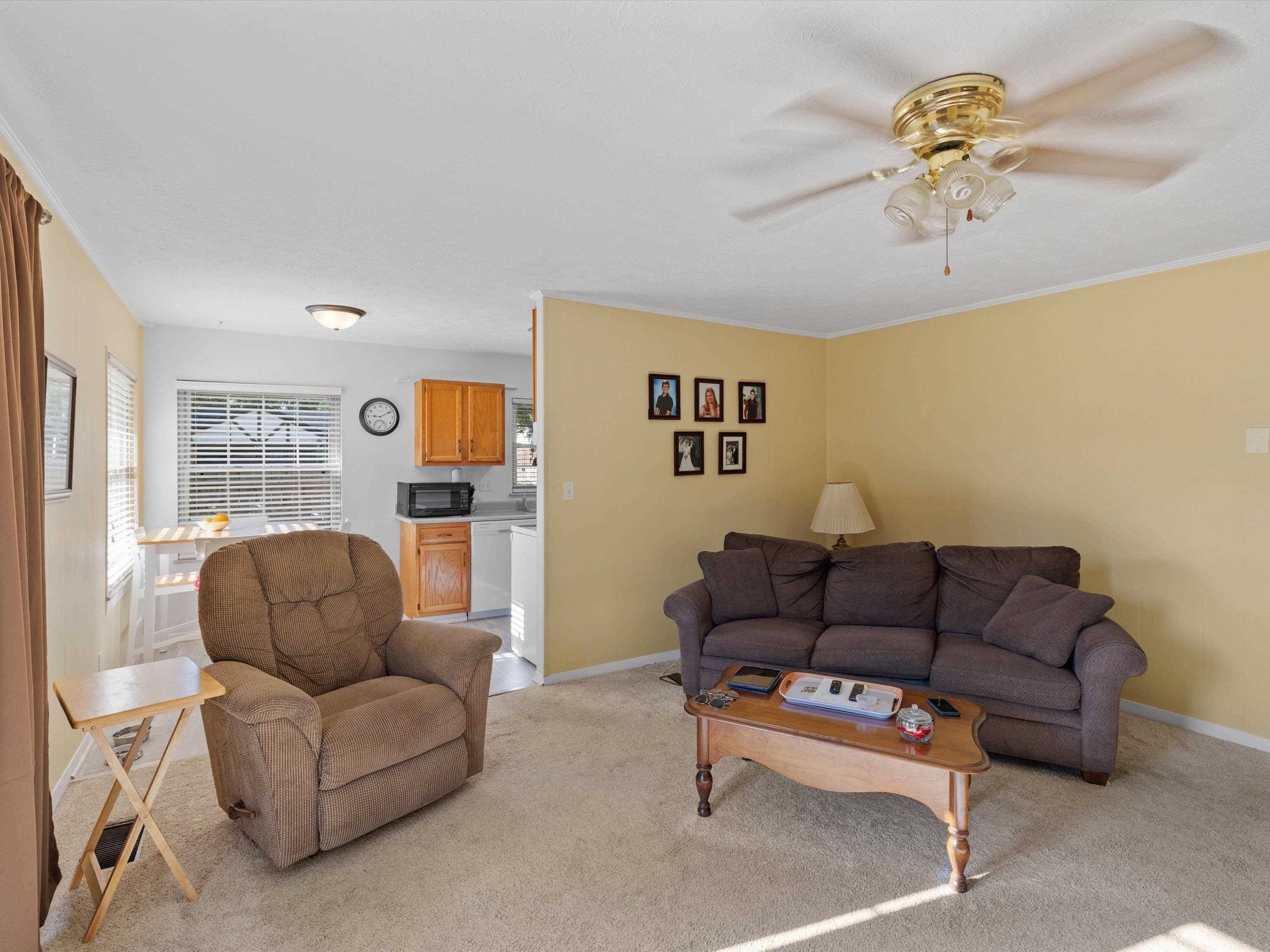 4037 Yates Drive, Owensboro, Kentucky 42301, 3 Bedrooms Bedrooms, ,2 BathroomsBathrooms,Single Family Residence,For Sale,Yates Drive,93225