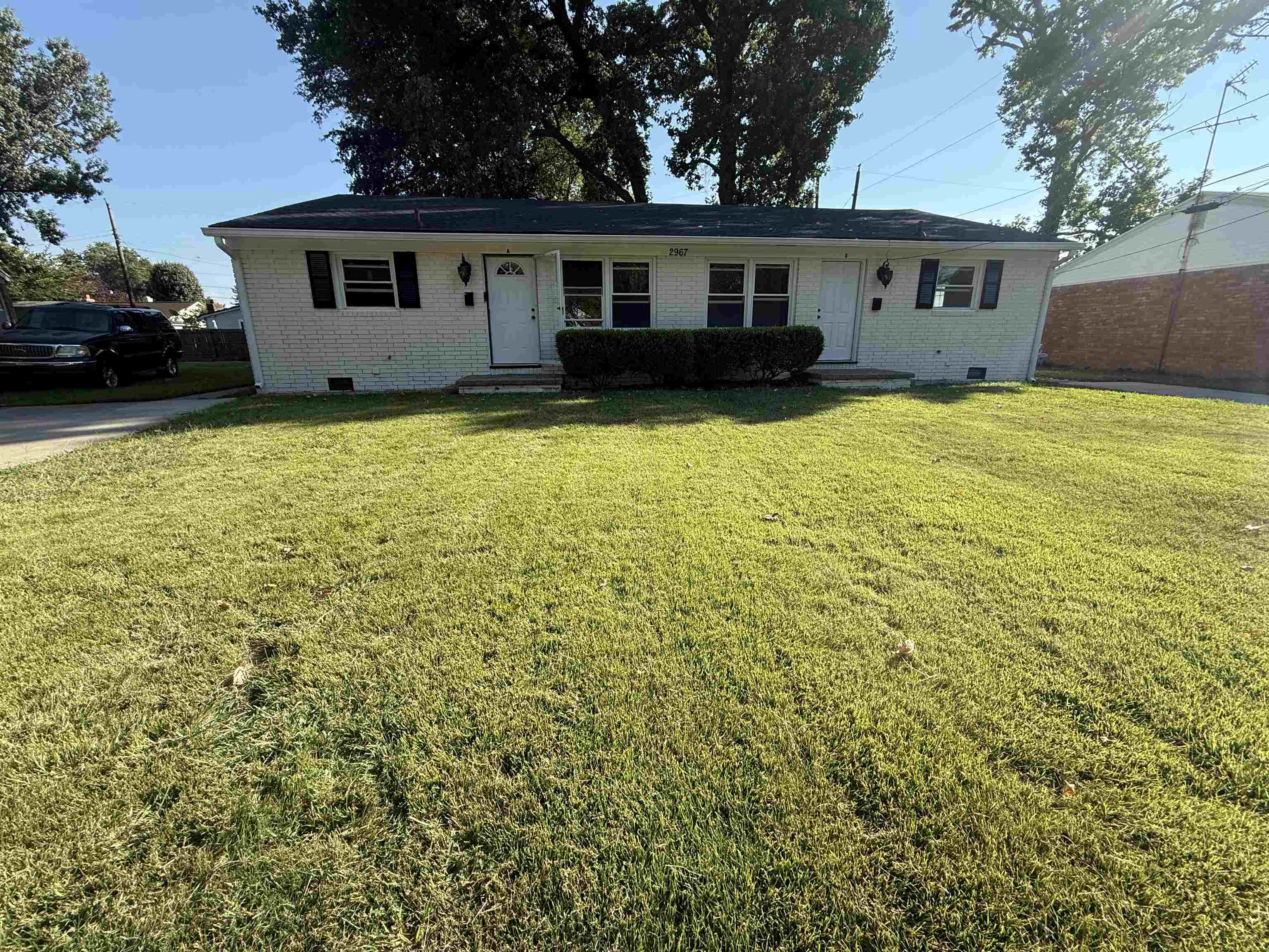 2967 McCalister Pl, Owensboro, Kentucky 42303, 6 Bedrooms Bedrooms, ,2 BathroomsBathrooms,Duplex,For Sale,McCalister Pl,93257