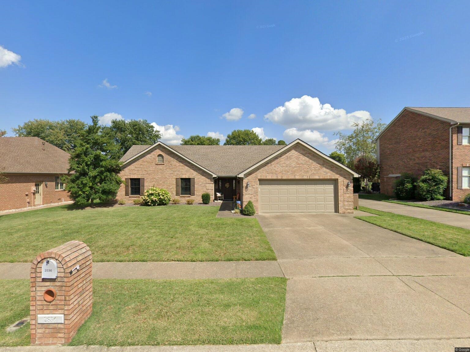 2536 Hillbrooke Pkwy, Owensboro, Kentucky 42303, 3 Bedrooms Bedrooms, ,2 BathroomsBathrooms,Single Family Residence,For Sale,Hillbrooke Pkwy,93260