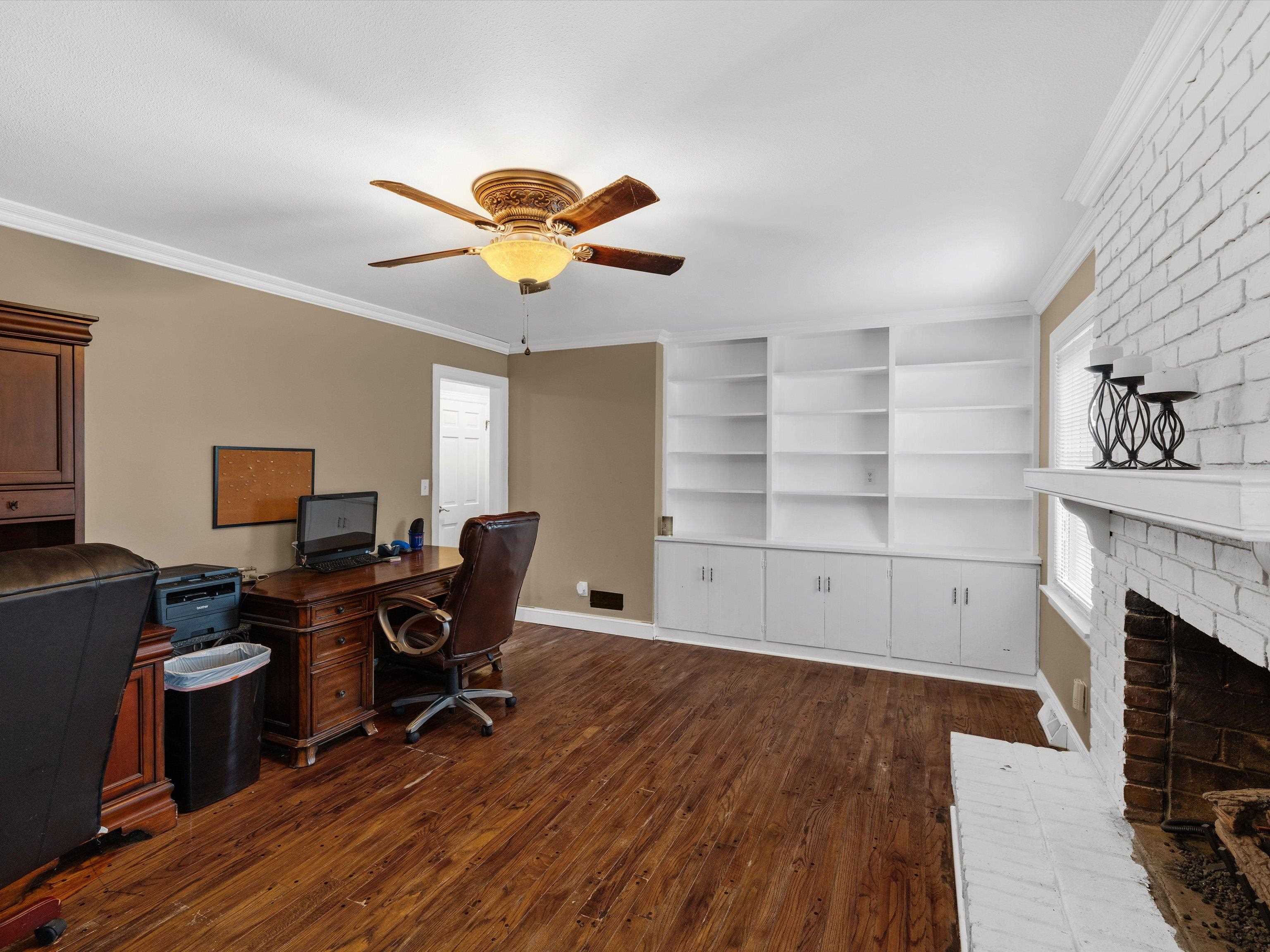 1318 Woodmere Ln, Owensboro, Kentucky 42303, 5 Bedrooms Bedrooms, ,3 BathroomsBathrooms,Single Family Residence,For Sale,Woodmere Ln,93261