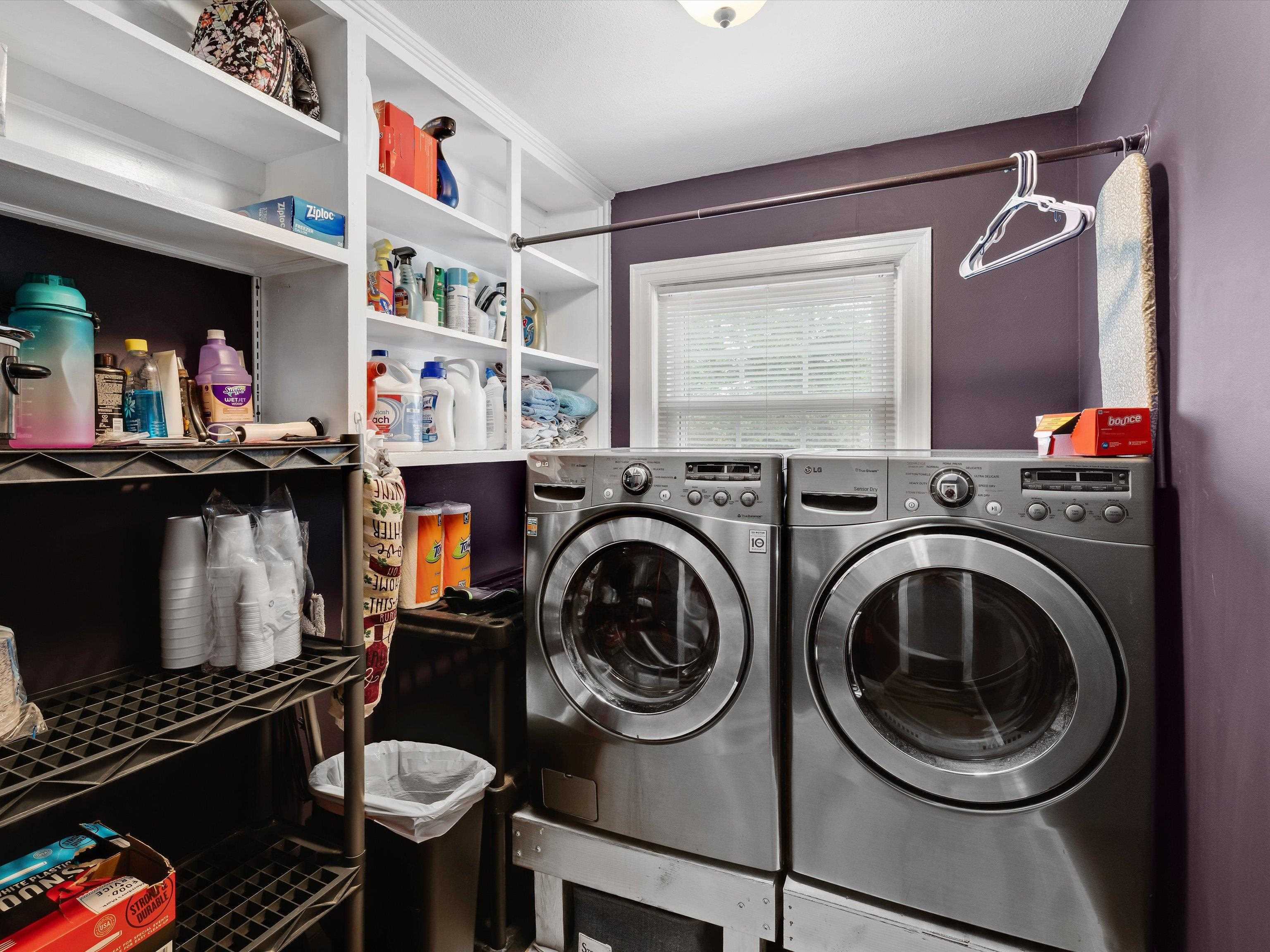 1318 Woodmere Ln, Owensboro, Kentucky 42303, 5 Bedrooms Bedrooms, ,3 BathroomsBathrooms,Single Family Residence,For Sale,Woodmere Ln,93261