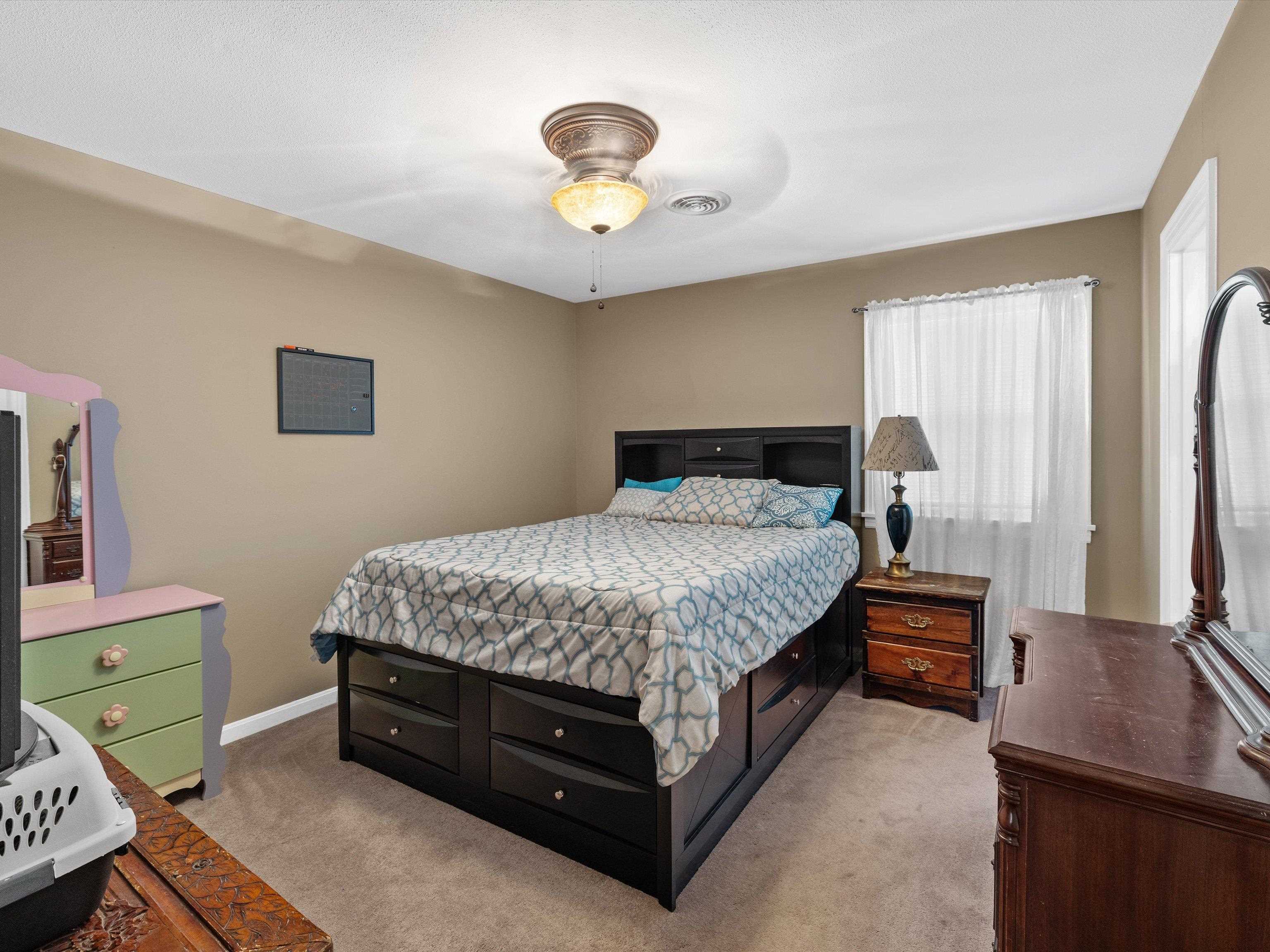 1318 Woodmere Ln, Owensboro, Kentucky 42303, 5 Bedrooms Bedrooms, ,3 BathroomsBathrooms,Single Family Residence,For Sale,Woodmere Ln,93261