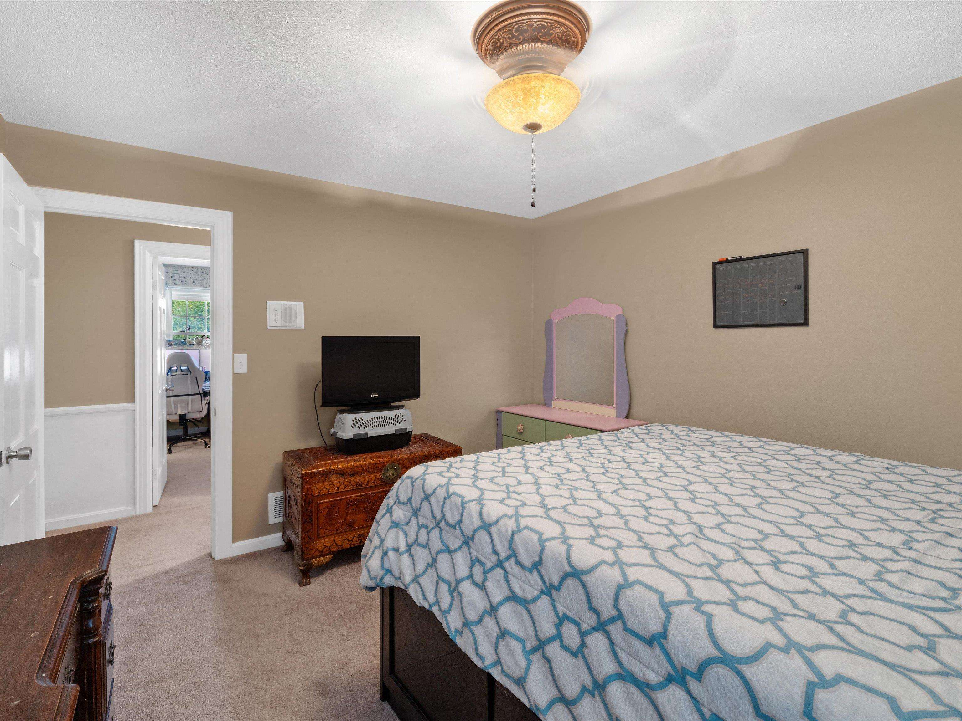 1318 Woodmere Ln, Owensboro, Kentucky 42303, 5 Bedrooms Bedrooms, ,3 BathroomsBathrooms,Single Family Residence,For Sale,Woodmere Ln,93261