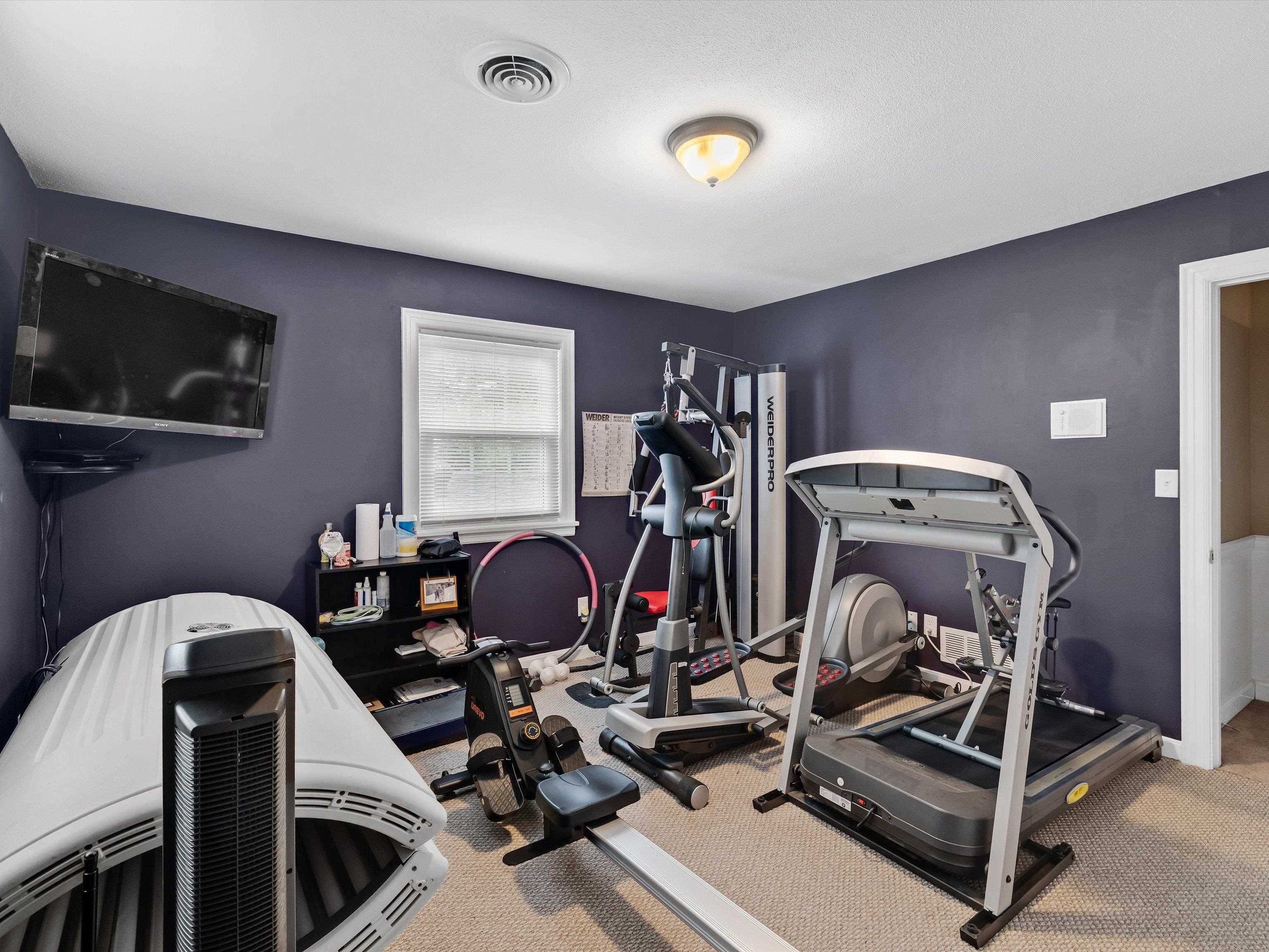 1318 Woodmere Ln, Owensboro, Kentucky 42303, 5 Bedrooms Bedrooms, ,3 BathroomsBathrooms,Single Family Residence,For Sale,Woodmere Ln,93261