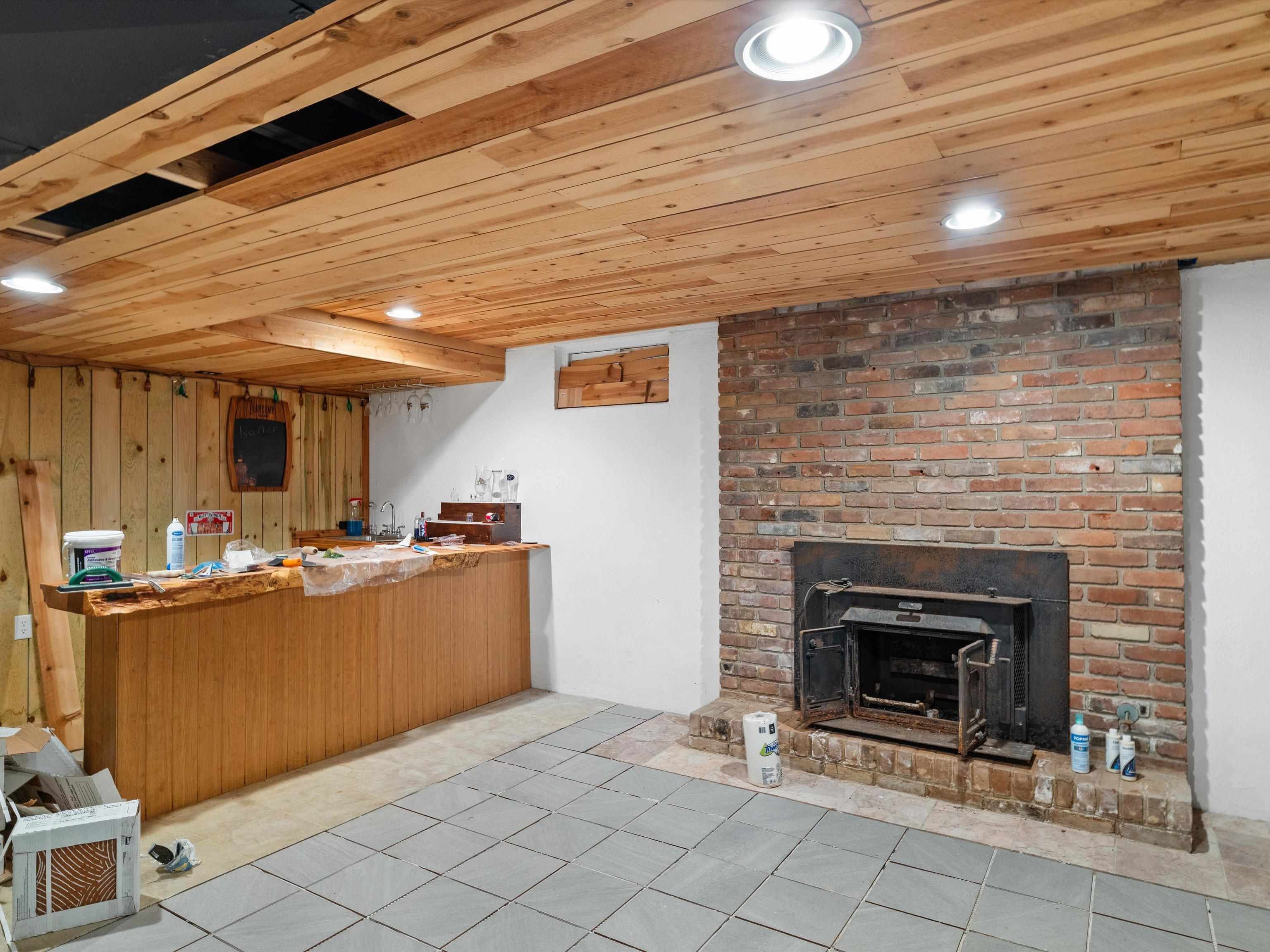 1318 Woodmere Ln, Owensboro, Kentucky 42303, 5 Bedrooms Bedrooms, ,3 BathroomsBathrooms,Single Family Residence,For Sale,Woodmere Ln,93261