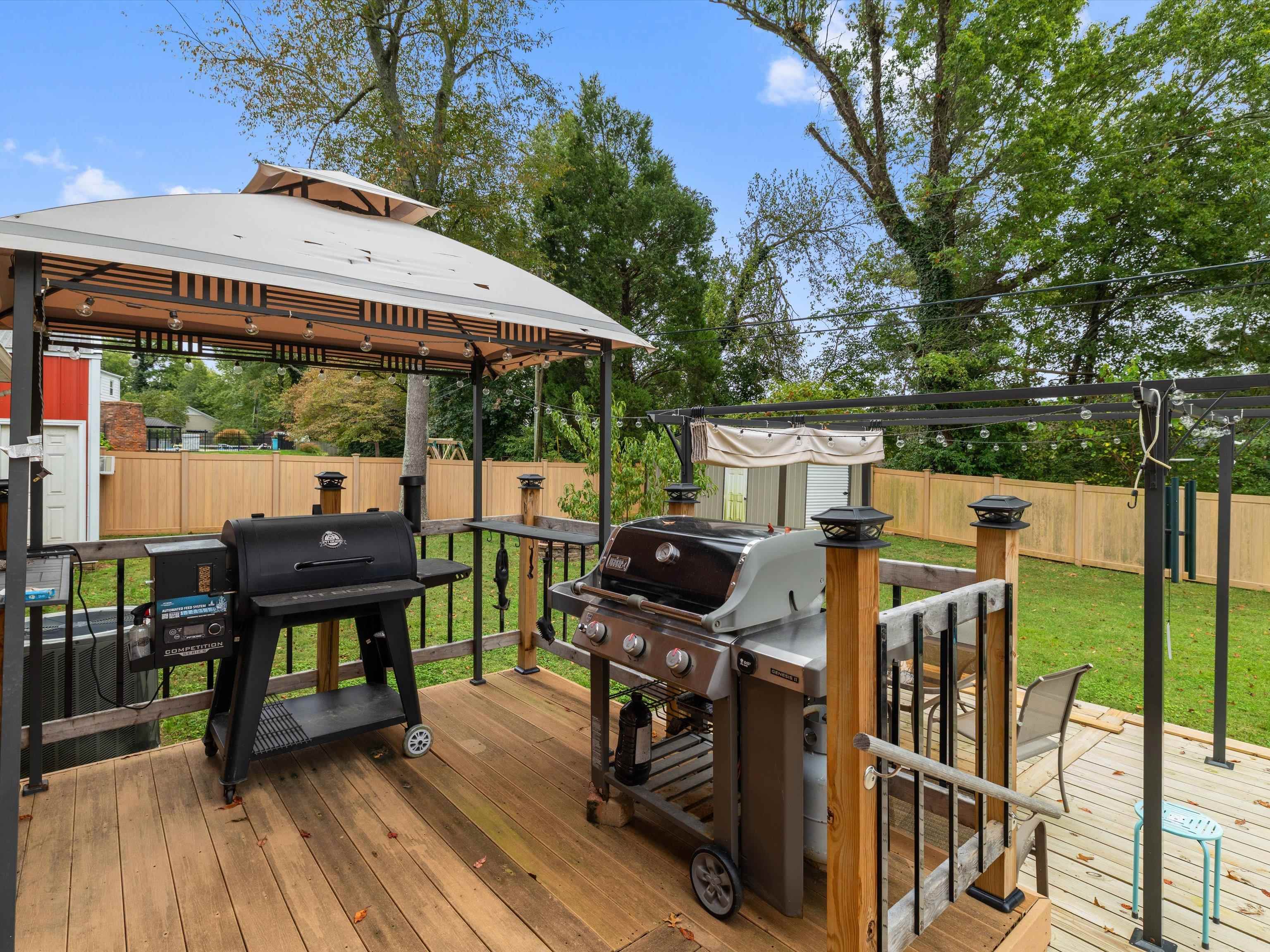 1318 Woodmere Ln, Owensboro, Kentucky 42303, 5 Bedrooms Bedrooms, ,3 BathroomsBathrooms,Single Family Residence,For Sale,Woodmere Ln,93261