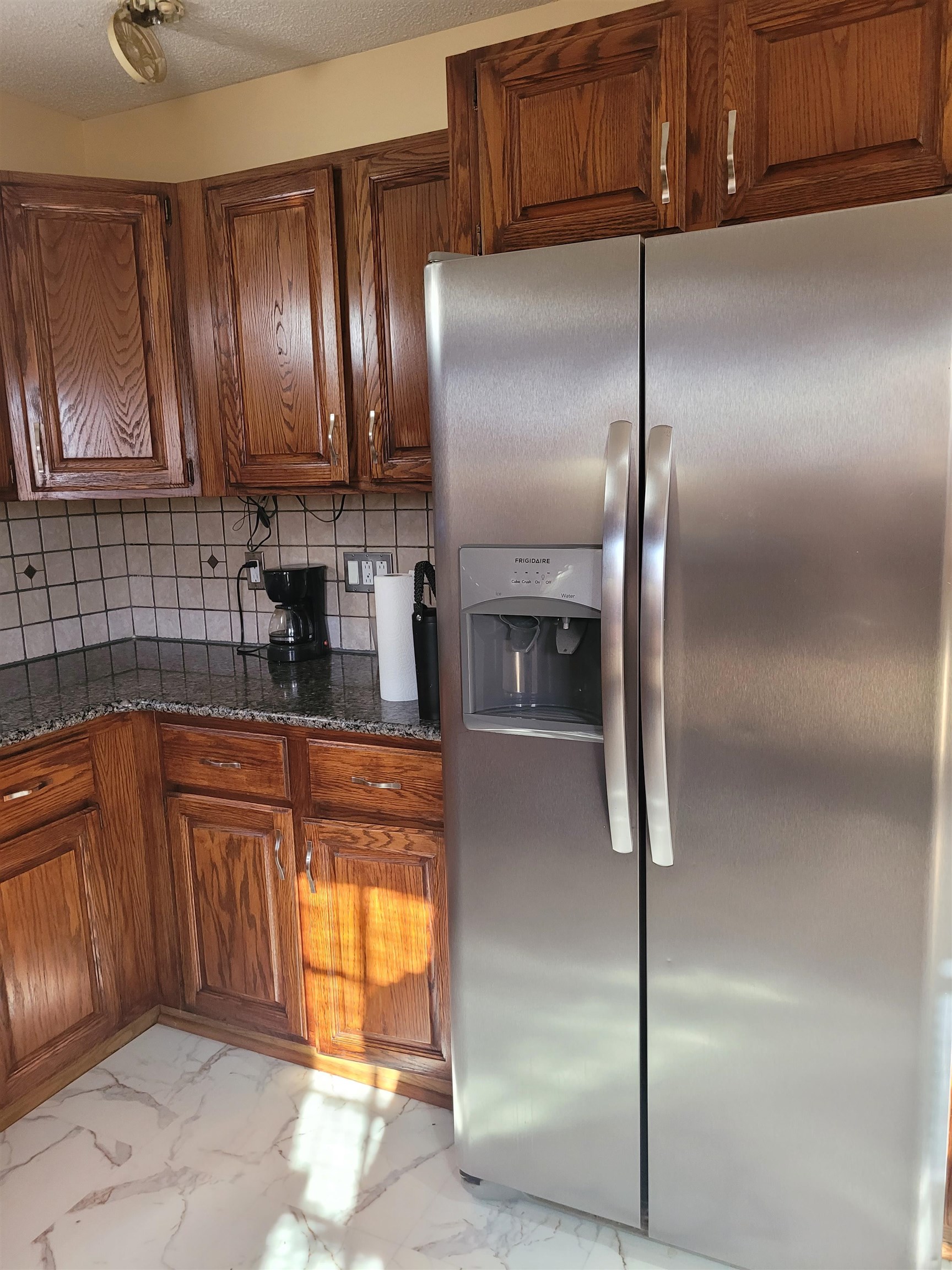 122 Martin Way, Owensboro, Kentucky 42301-0265, 5 Bedrooms Bedrooms, ,2 BathroomsBathrooms,Single Family Residence,For Sale,Martin Way,93262