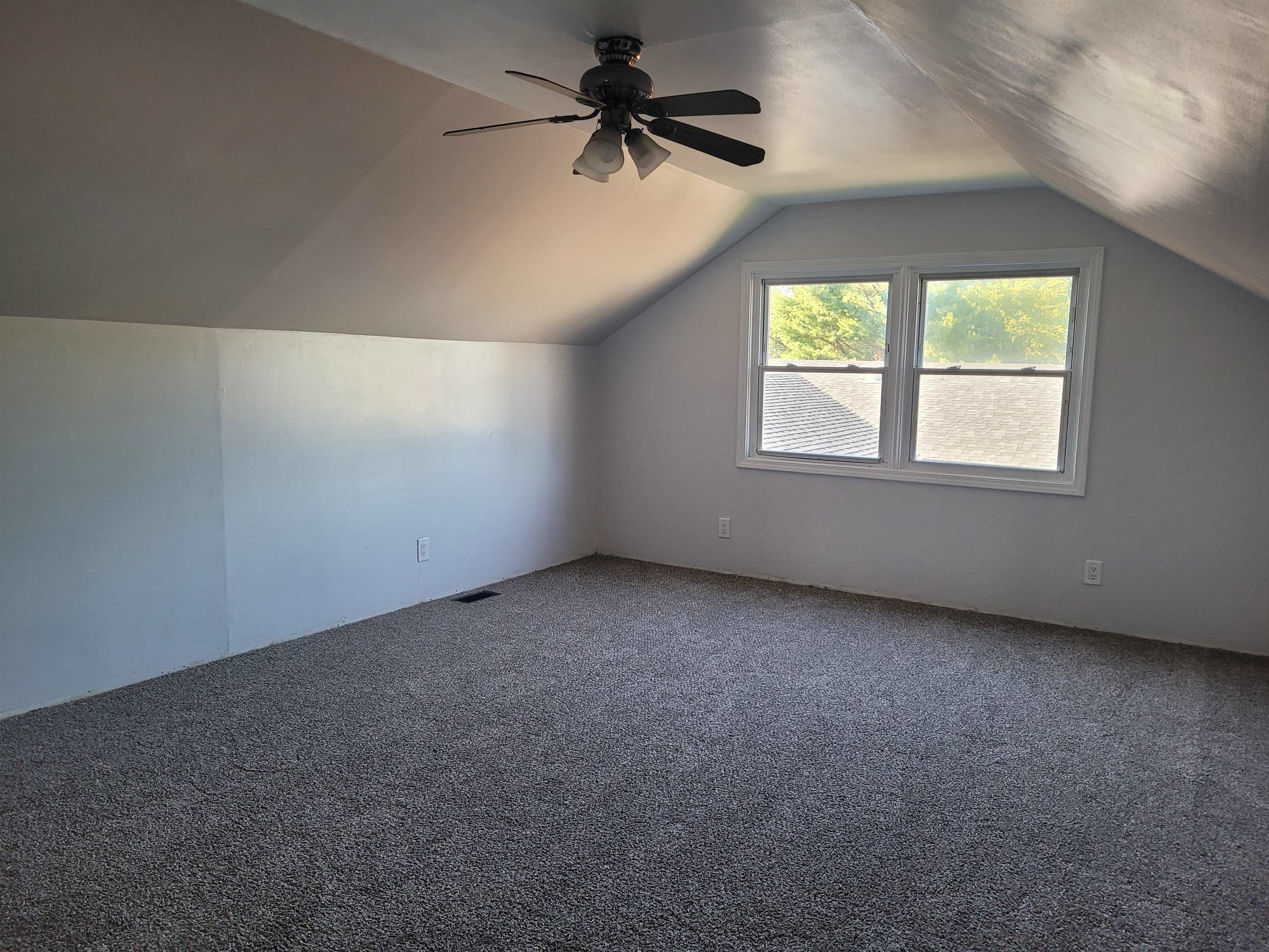122 Martin Way, Owensboro, Kentucky 42301-0265, 5 Bedrooms Bedrooms, ,2 BathroomsBathrooms,Single Family Residence,For Sale,Martin Way,93262