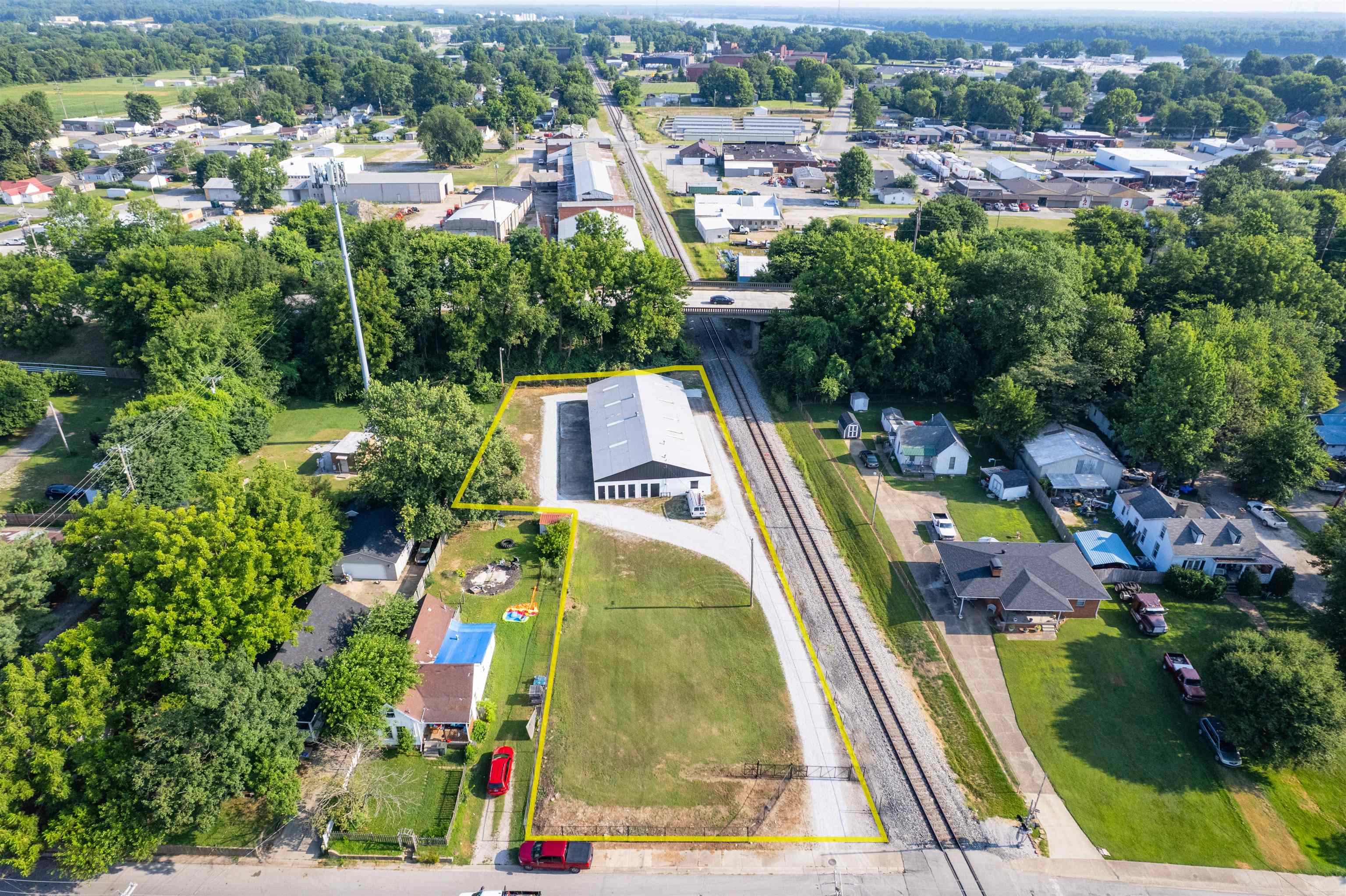 2300 5th St., Owensboro, Kentucky 42301, ,Industrial,For Sale,5th St.,93270