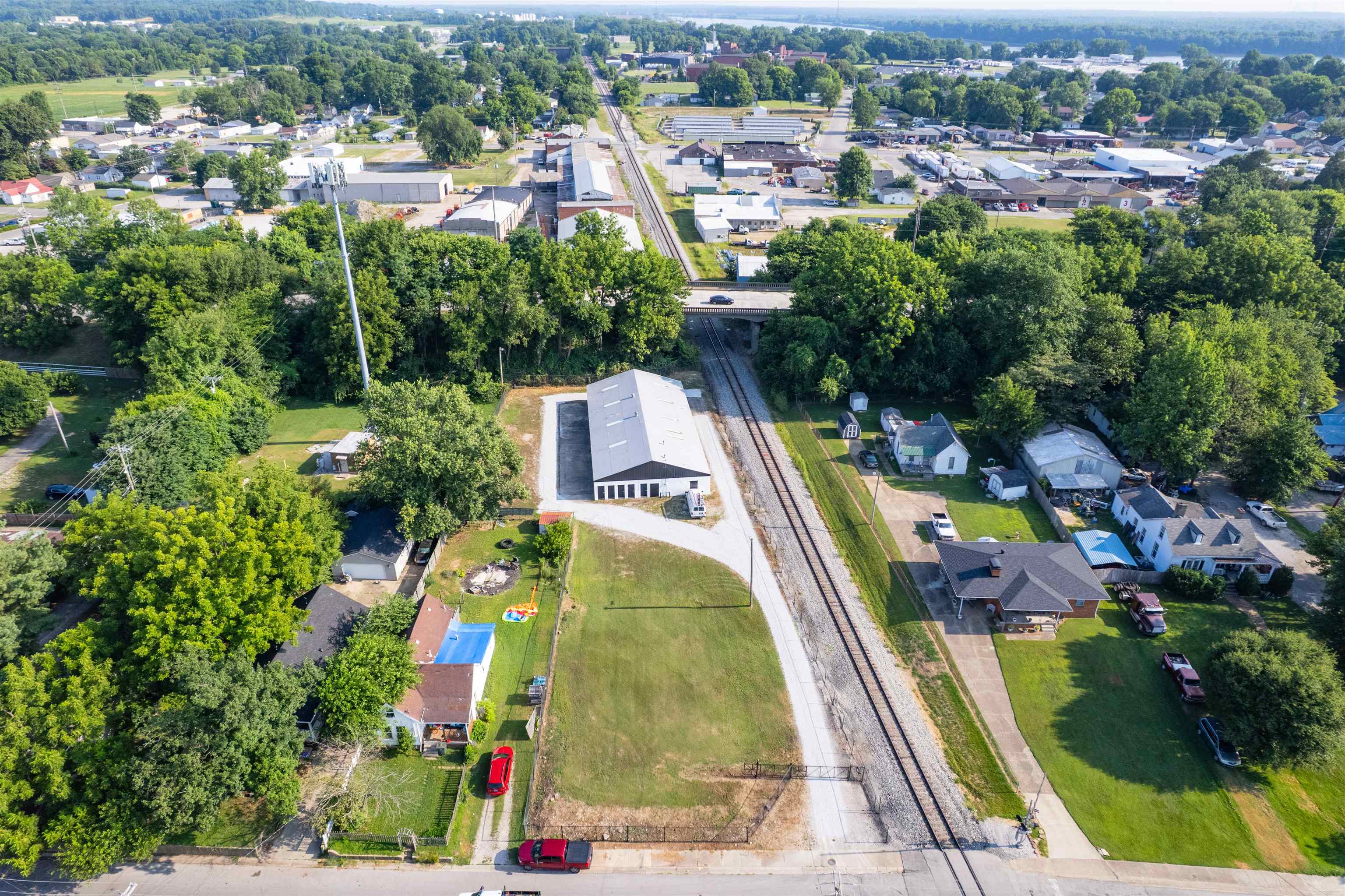2300 5th St., Owensboro, Kentucky 42301, ,Industrial,For Sale,5th St.,93270