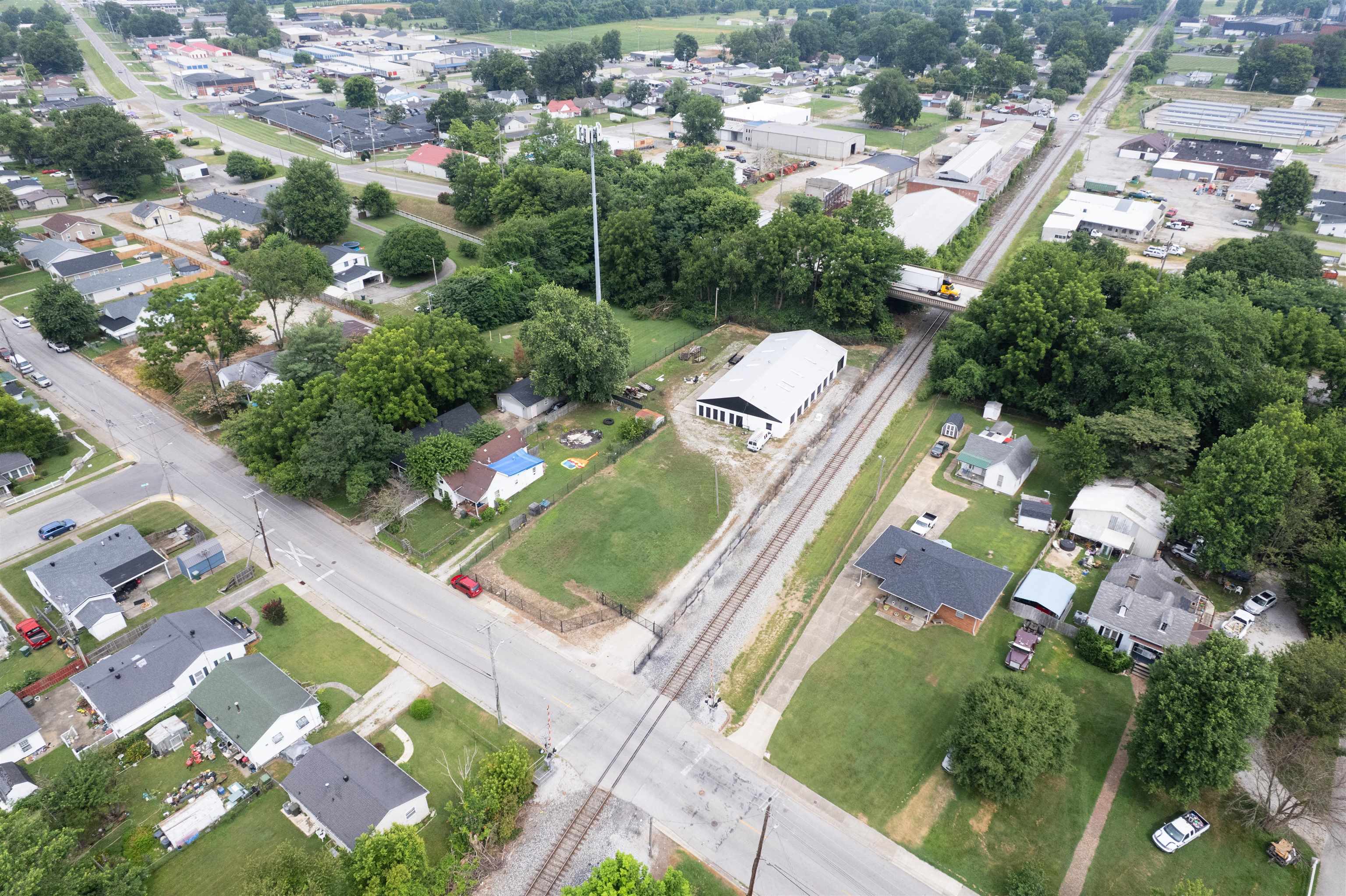 2300 5th St., Owensboro, Kentucky 42301, ,Industrial,For Sale,5th St.,93270