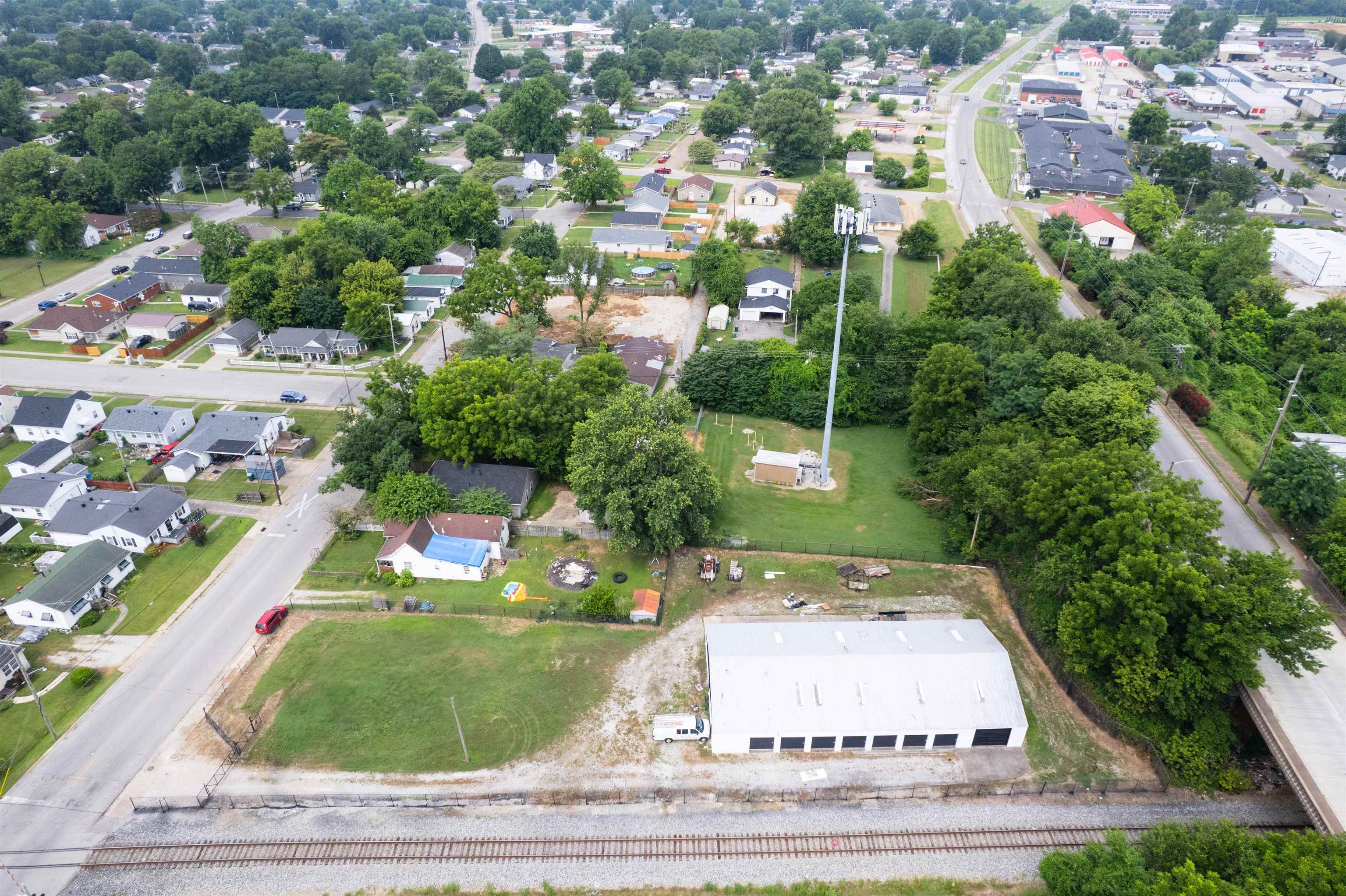 2300 5th St., Owensboro, Kentucky 42301, ,Industrial,For Sale,5th St.,93270