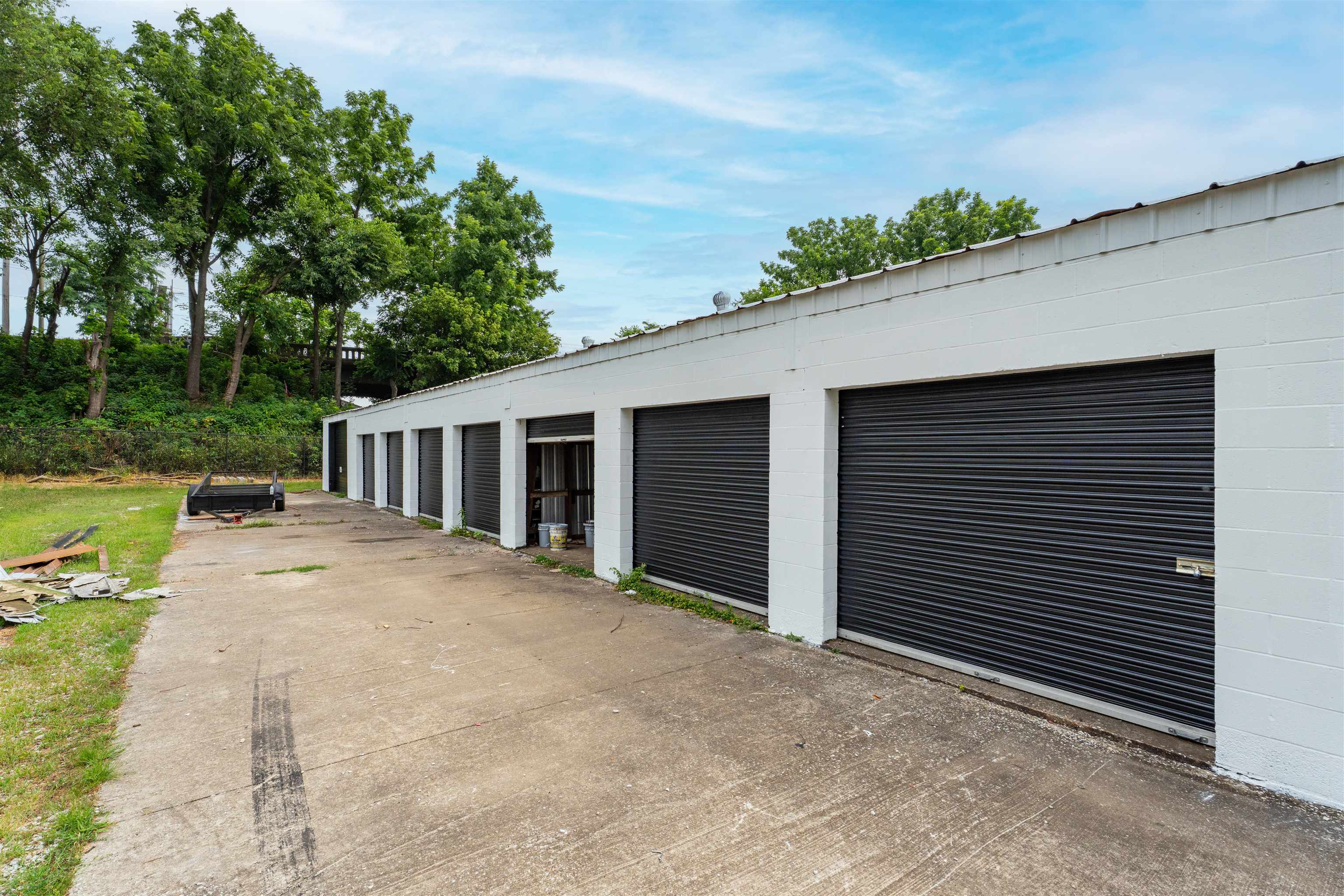 2300 5th St., Owensboro, Kentucky 42301, ,Industrial,For Sale,5th St.,93270