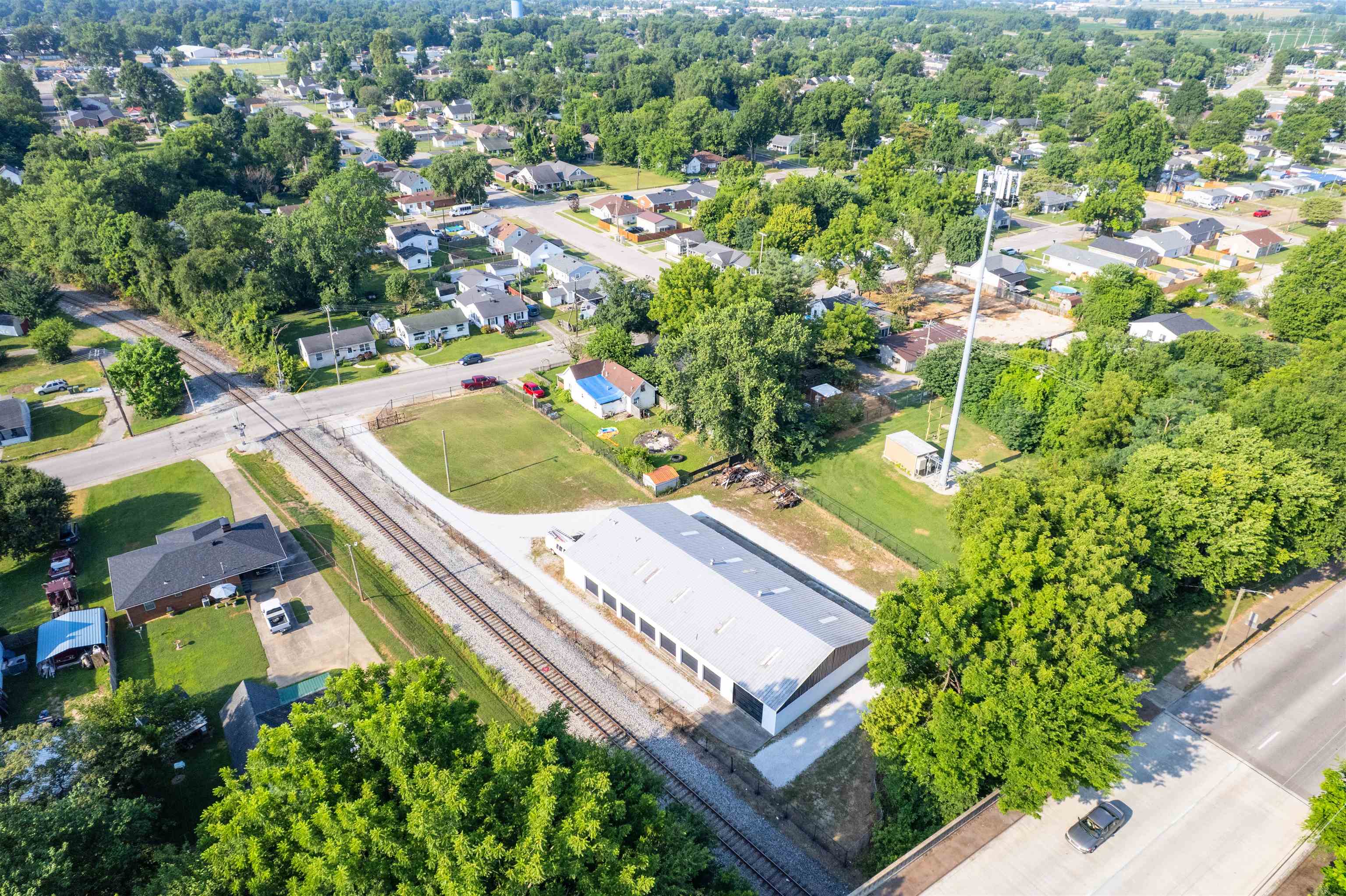 2300 5th St., Owensboro, Kentucky 42301, ,Industrial,For Sale,5th St.,93270