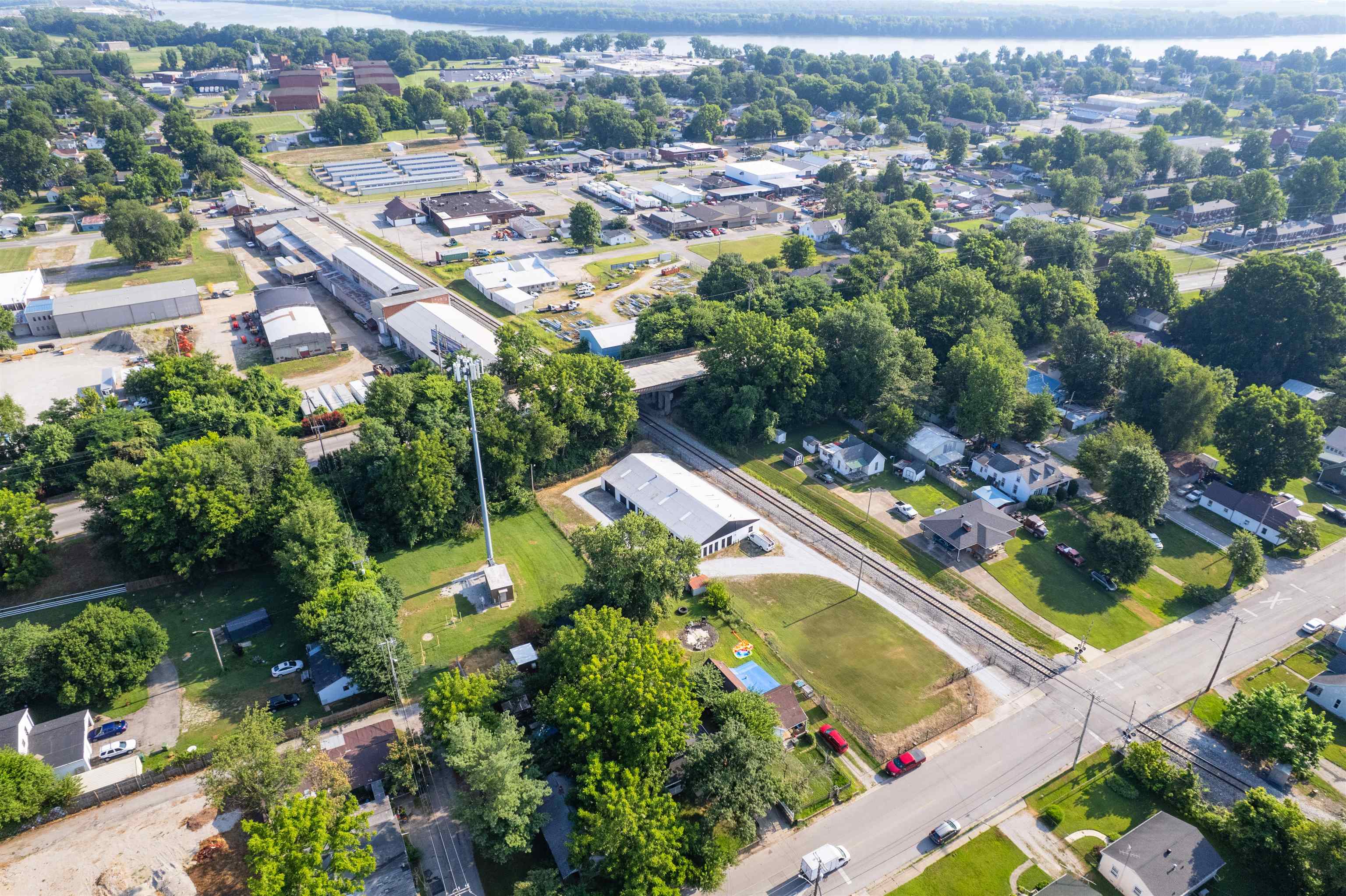 2300 5th St., Owensboro, Kentucky 42301, ,Industrial,For Sale,5th St.,93270