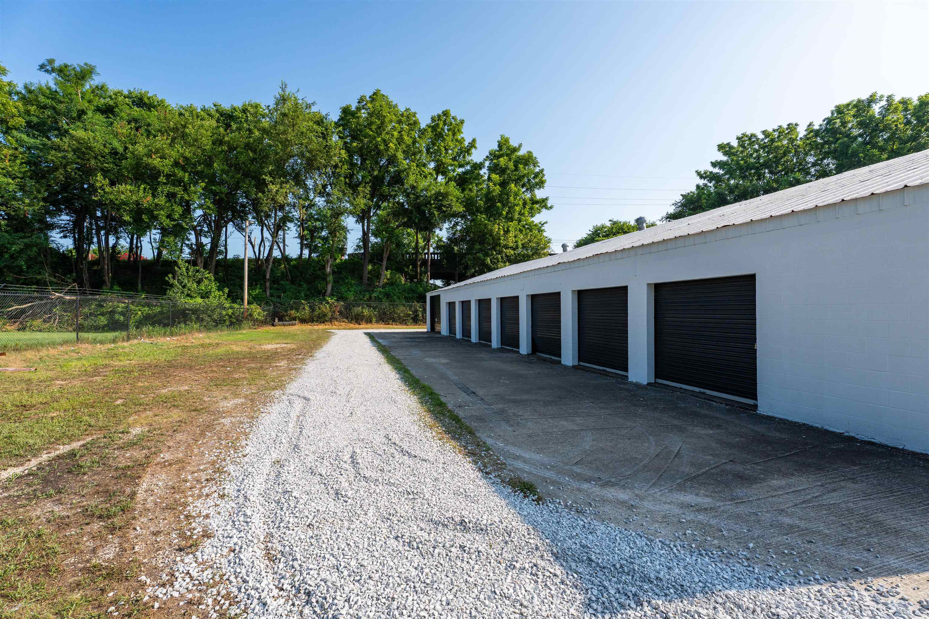 2300 5th St., Owensboro, Kentucky 42301, ,Industrial,For Sale,5th St.,93270
