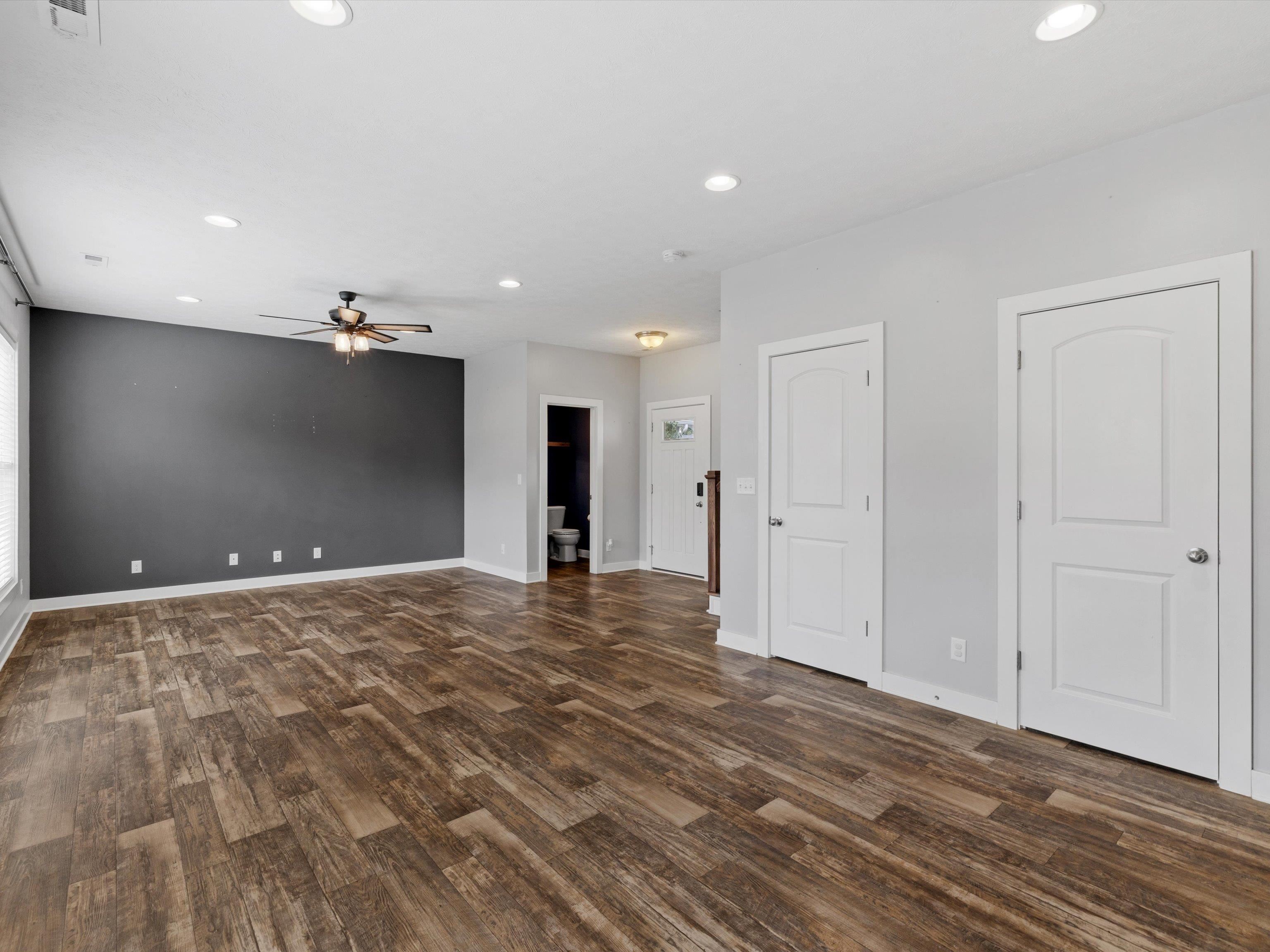 6350 Valley Brook Trace, Owensboro, Kentucky 42376, 3 Bedrooms Bedrooms, ,2 BathroomsBathrooms,Single Family Residence,For Sale,Valley Brook Trace,93274