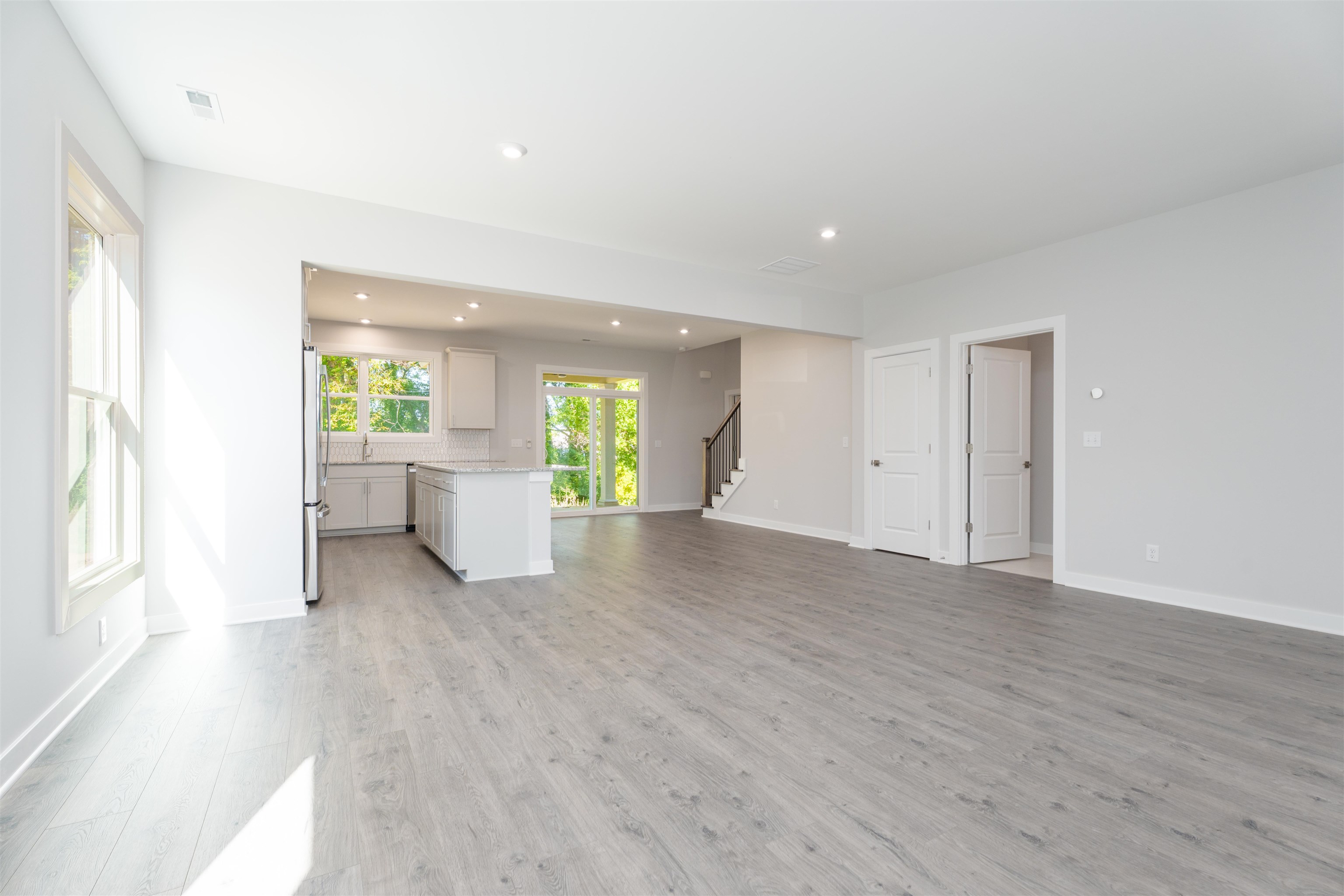 937 Onyx Ln, Owensboro, Kentucky 42301, 4 Bedrooms Bedrooms, ,2 BathroomsBathrooms,Single Family Residence,For Sale,Onyx Ln,93275