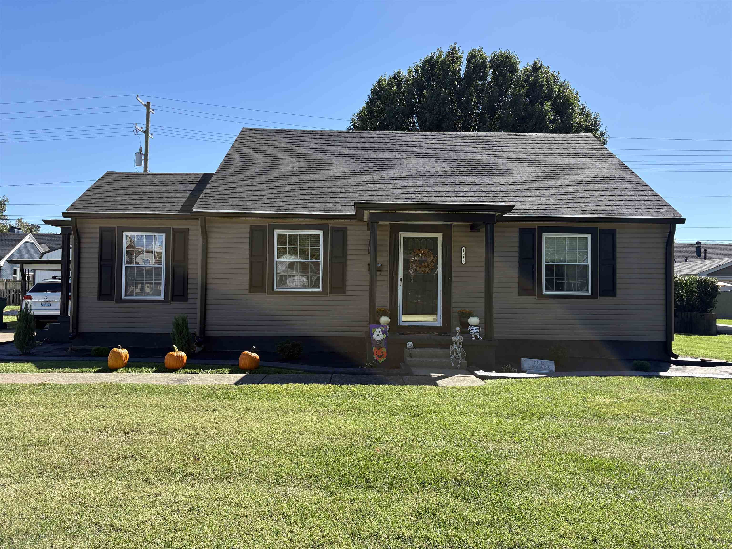 1212 Hill Ave, Owensboro, Kentucky 42301, 4 Bedrooms Bedrooms, ,2 BathroomsBathrooms,Single Family Residence,For Sale,Hill Ave,93276