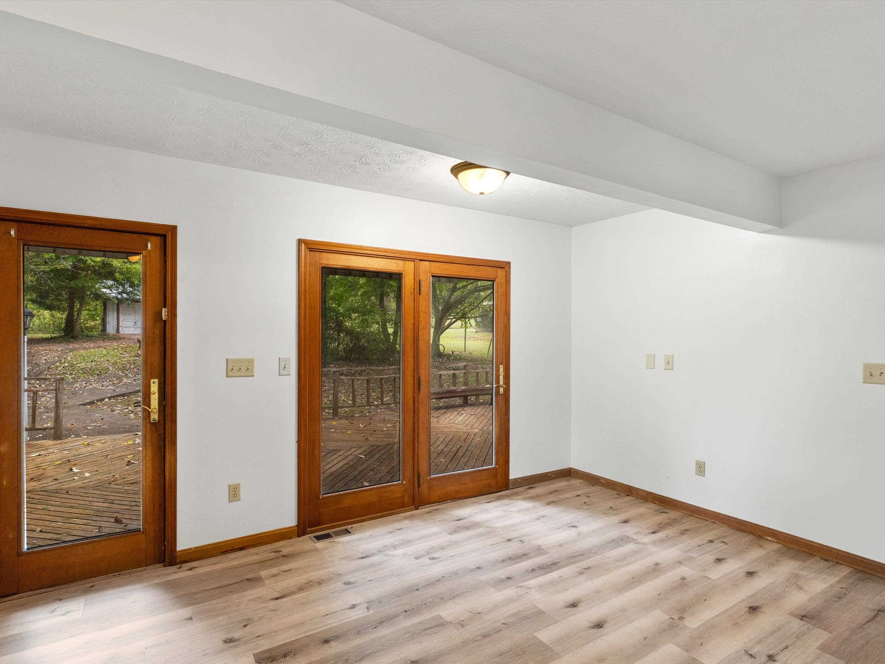 226 Main St, Fordsville, Kentucky 42343, 4 Bedrooms Bedrooms, ,2 BathroomsBathrooms,Single Family Residence,For Sale,Main St,93277