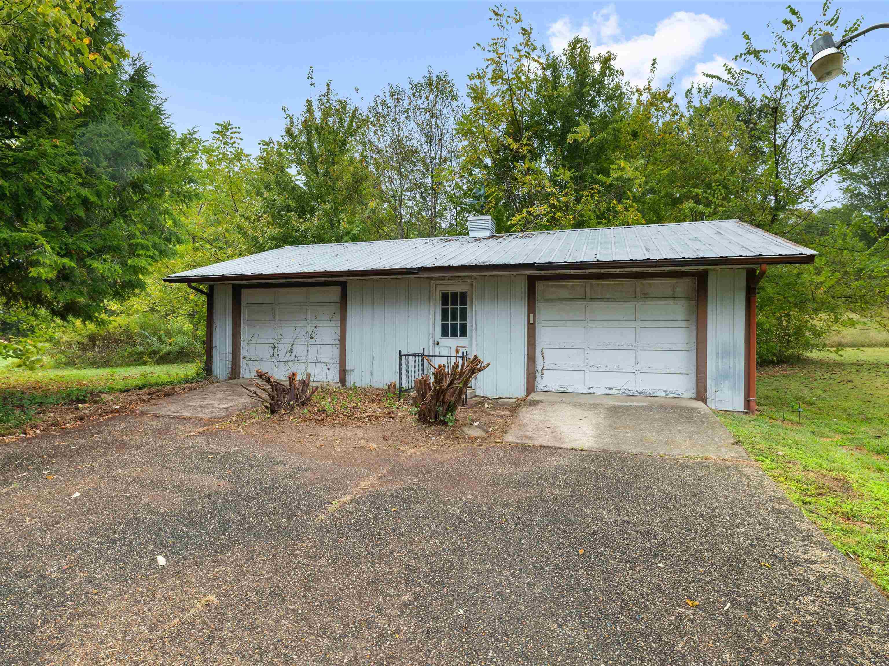226 Main St, Fordsville, Kentucky 42343, 4 Bedrooms Bedrooms, ,2 BathroomsBathrooms,Single Family Residence,For Sale,Main St,93277