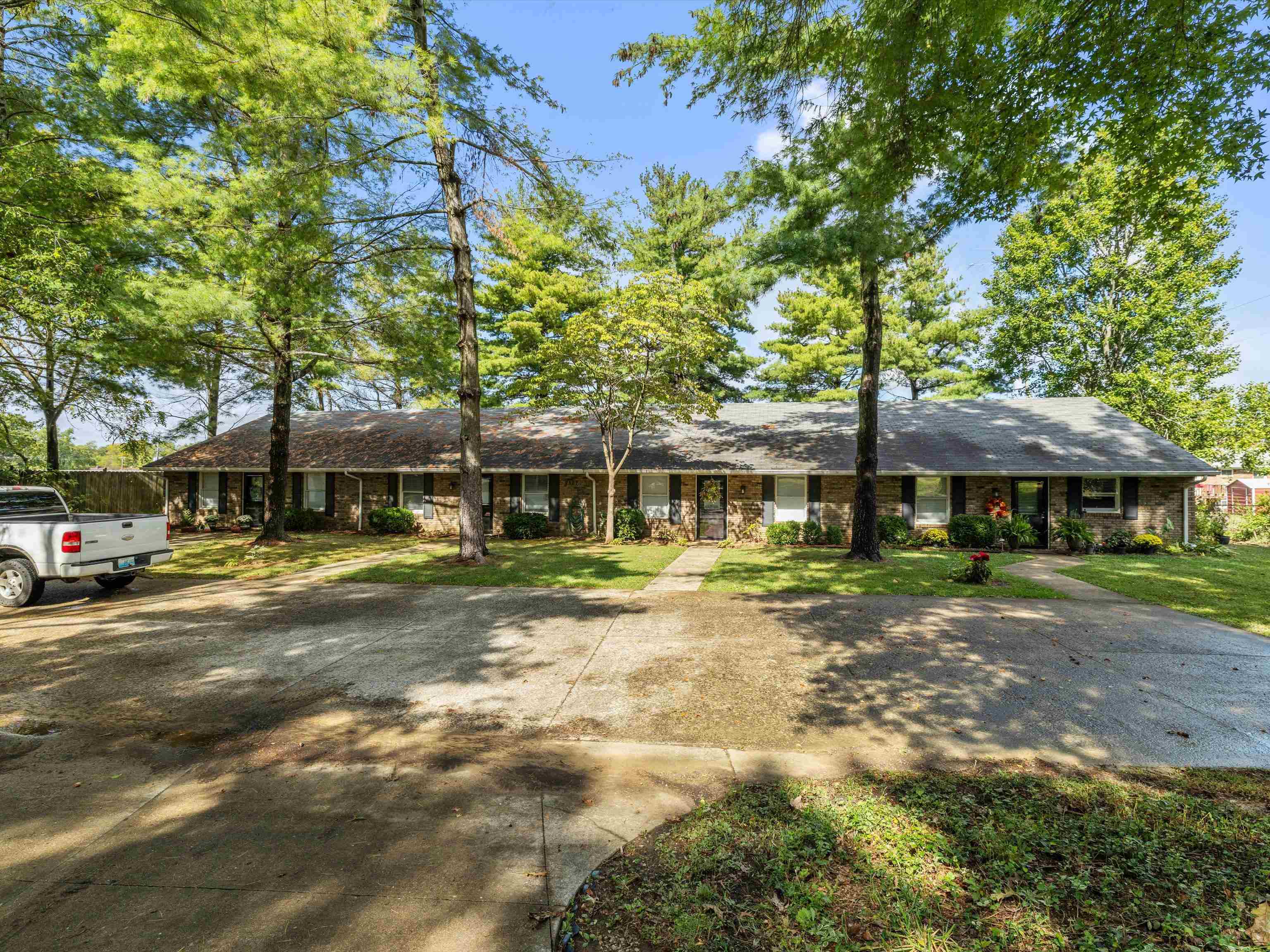 2127 Augusta Dr Unit C, Henderson, Kentucky 42420, 2 Bedrooms Bedrooms, ,1 BathroomBathrooms,Condominium,For Sale,Augusta Dr Unit C,93278