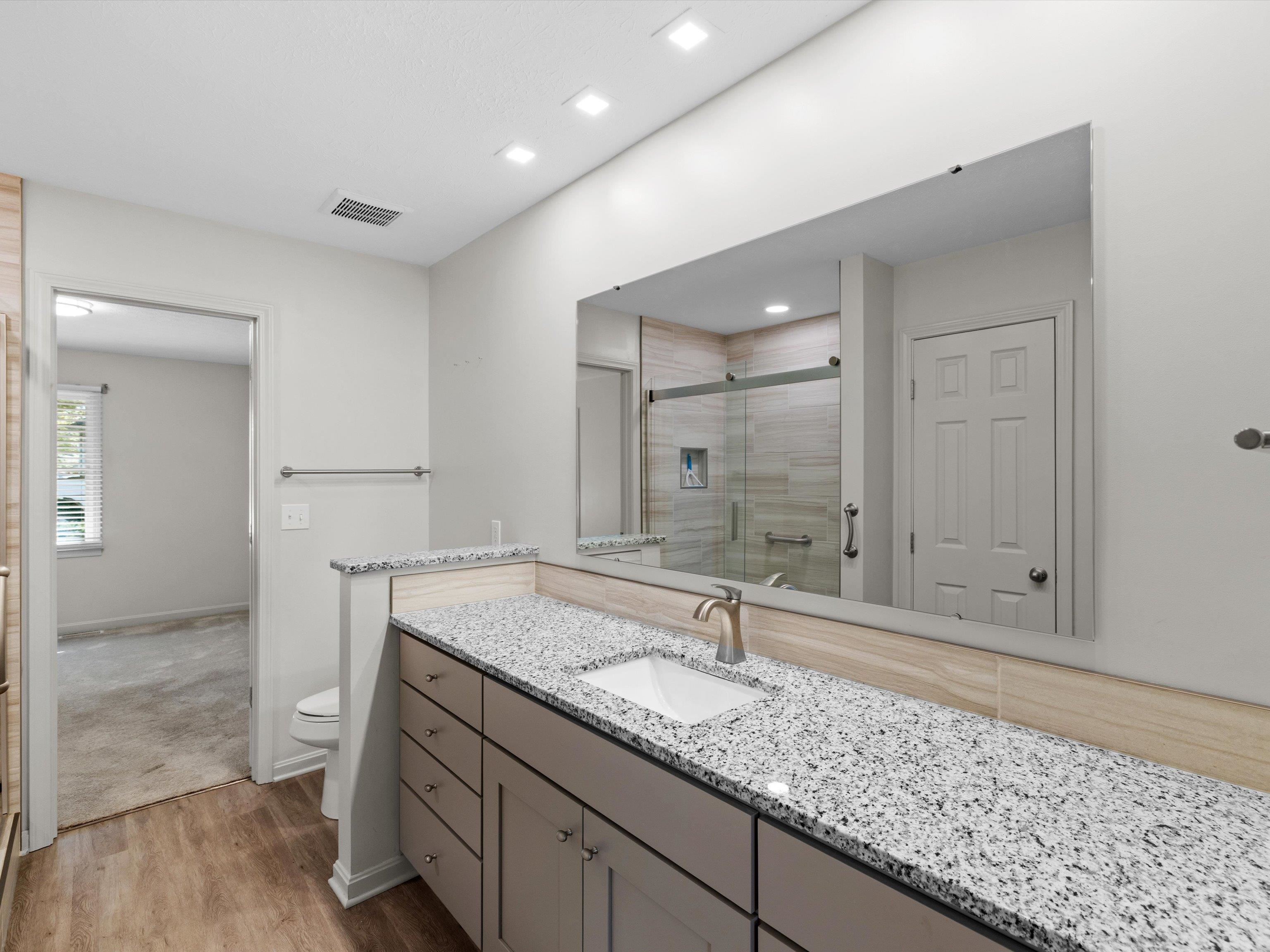 2127 Augusta Dr Unit C, Henderson, Kentucky 42420, 2 Bedrooms Bedrooms, ,1 BathroomBathrooms,Condominium,For Sale,Augusta Dr Unit C,93278
