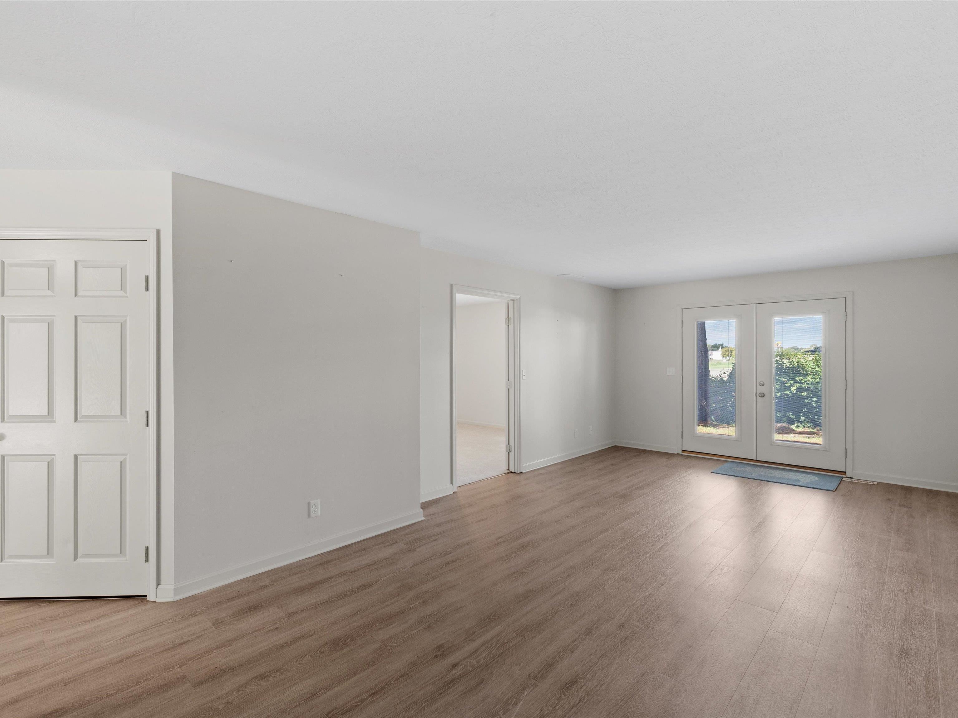 2127 Augusta Dr Unit C, Henderson, Kentucky 42420, 2 Bedrooms Bedrooms, ,1 BathroomBathrooms,Condominium,For Sale,Augusta Dr Unit C,93278