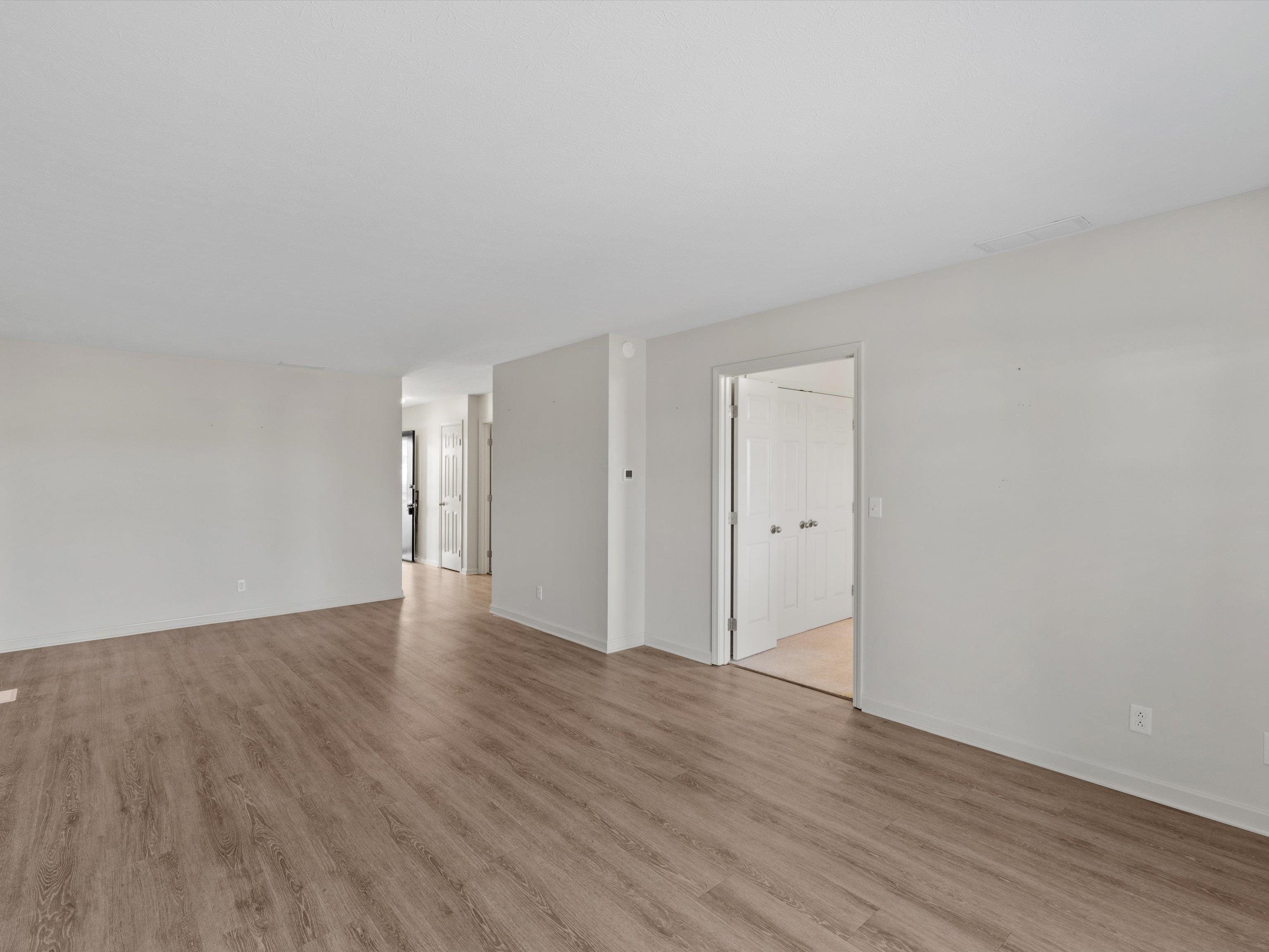 2127 Augusta Dr Unit C, Henderson, Kentucky 42420, 2 Bedrooms Bedrooms, ,1 BathroomBathrooms,Condominium,For Sale,Augusta Dr Unit C,93278