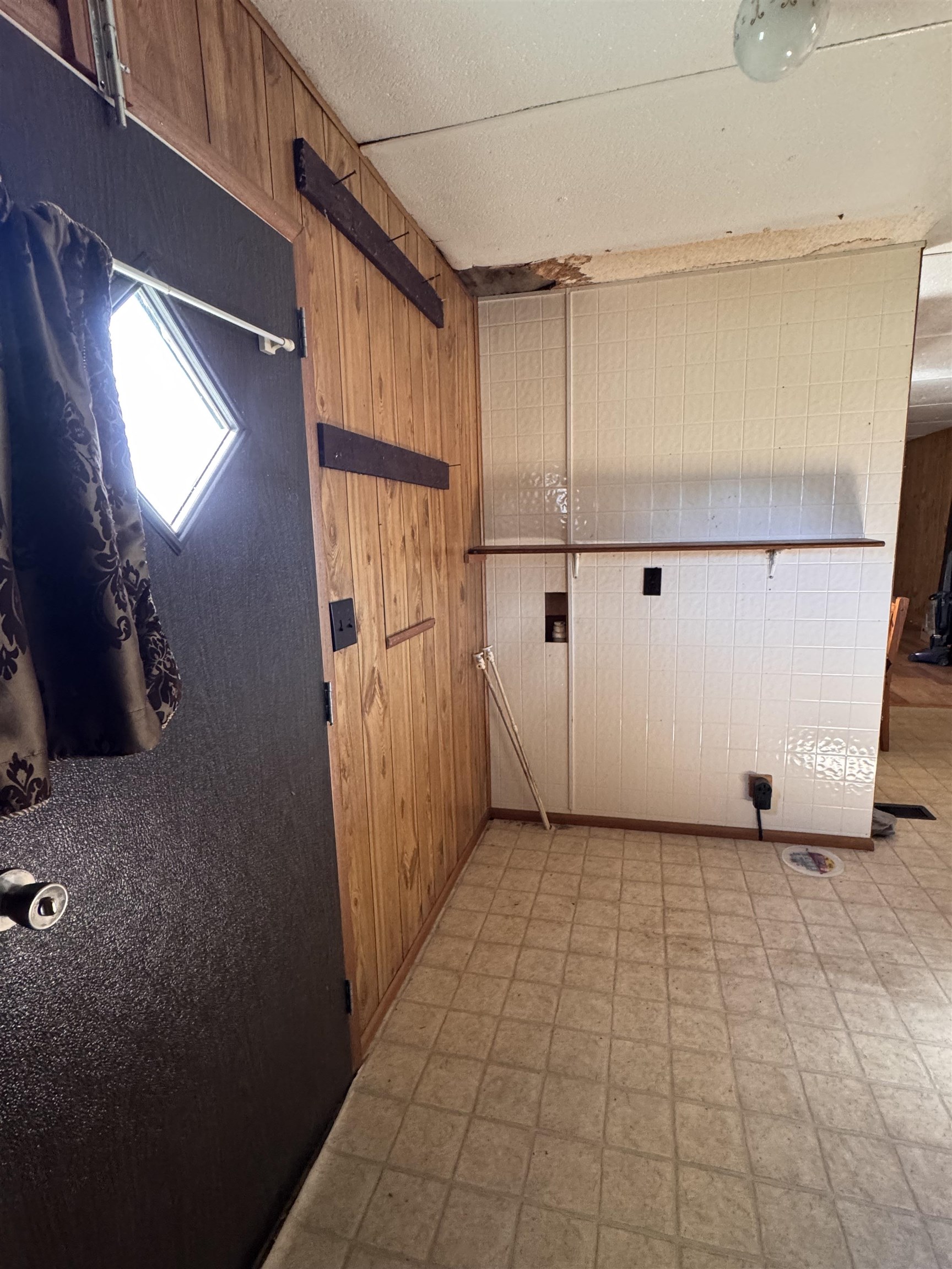 25 Market St, Lewisport, Kentucky 42351, 2 Bedrooms Bedrooms, ,1 BathroomBathrooms,Manufactured Home,For Sale,Market St,93281