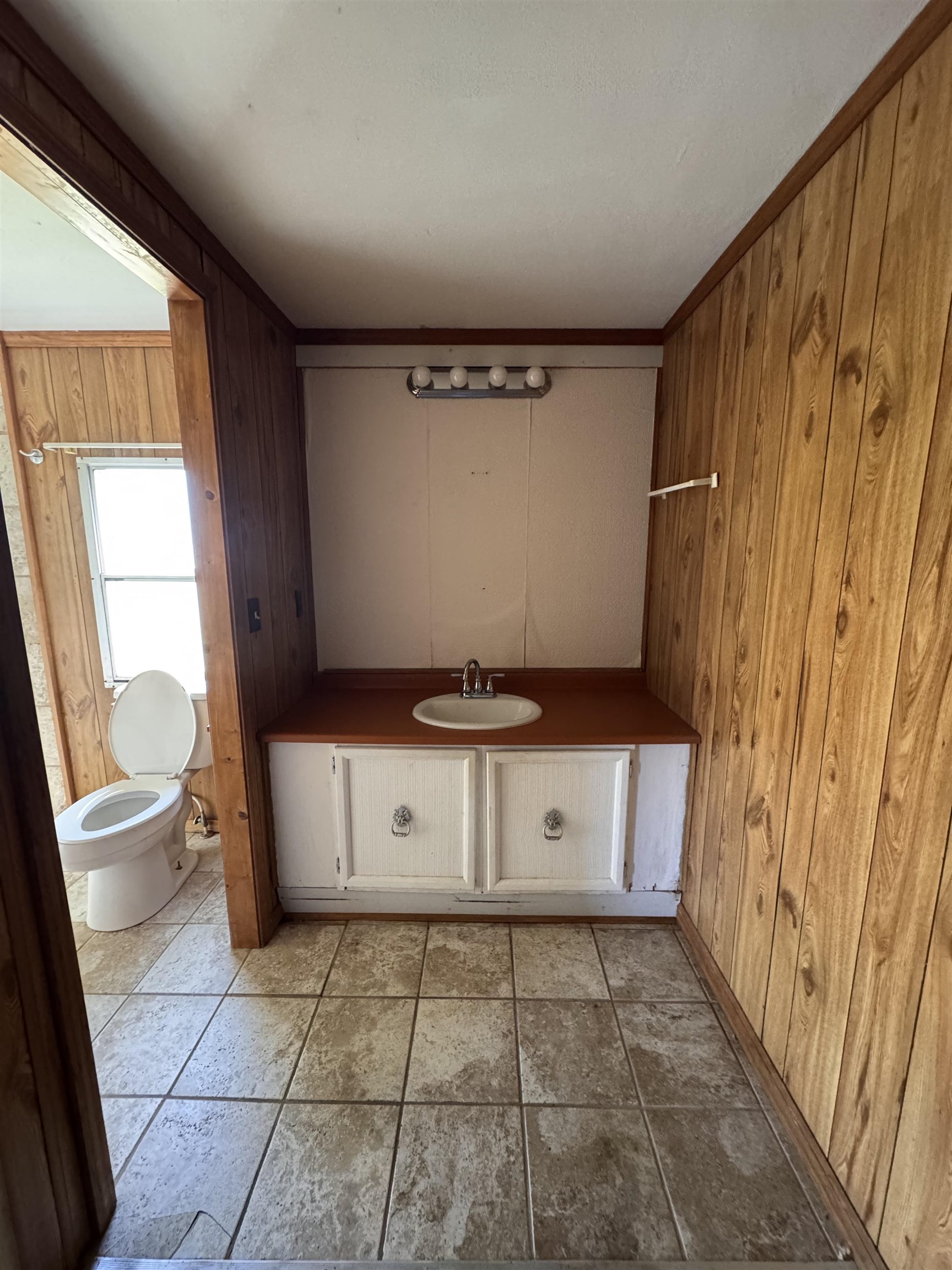 25 Market St, Lewisport, Kentucky 42351, 2 Bedrooms Bedrooms, ,1 BathroomBathrooms,Manufactured Home,For Sale,Market St,93281