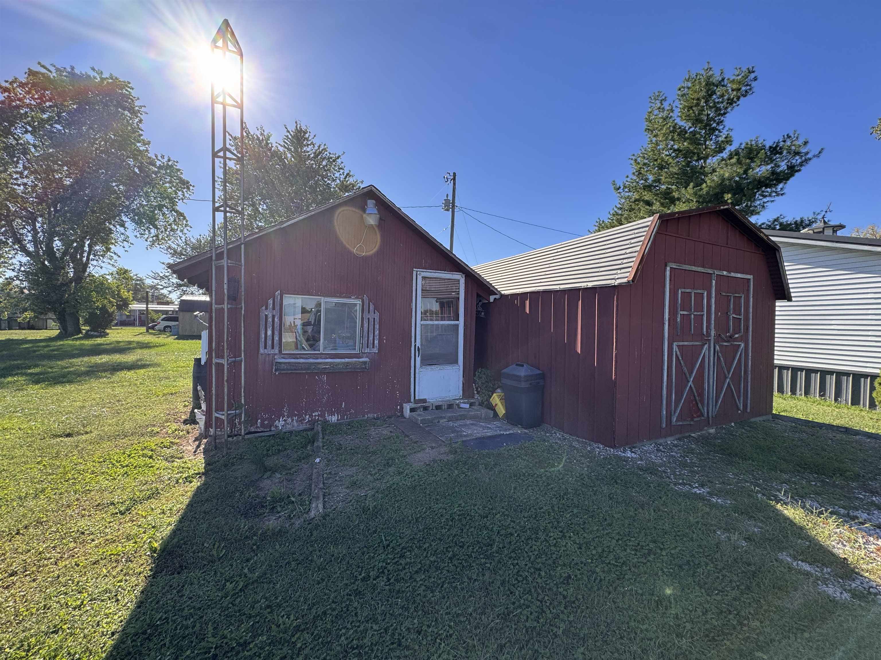 25 Market St, Lewisport, Kentucky 42351, 2 Bedrooms Bedrooms, ,1 BathroomBathrooms,Manufactured Home,For Sale,Market St,93281