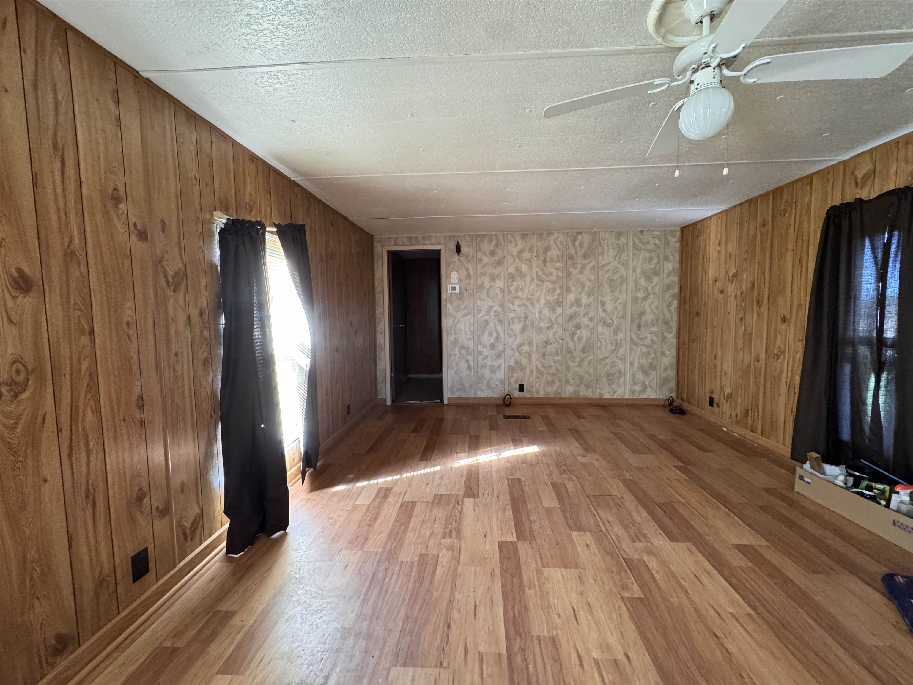 25 Market St, Lewisport, Kentucky 42351, 2 Bedrooms Bedrooms, ,1 BathroomBathrooms,Manufactured Home,For Sale,Market St,93281