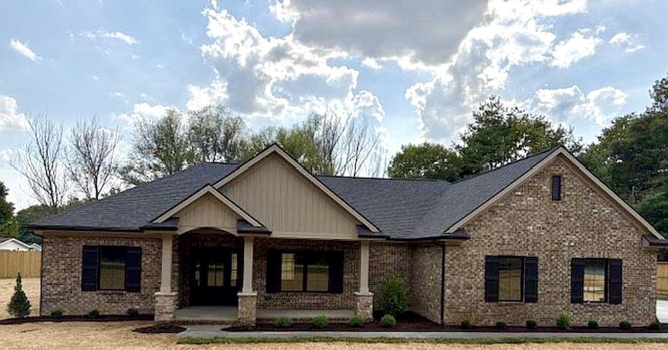4020 Medley Road, Owensboro, Kentucky 42301, 3 Bedrooms Bedrooms, ,2 BathroomsBathrooms,Single Family Residence,For Sale,Medley Road,93283