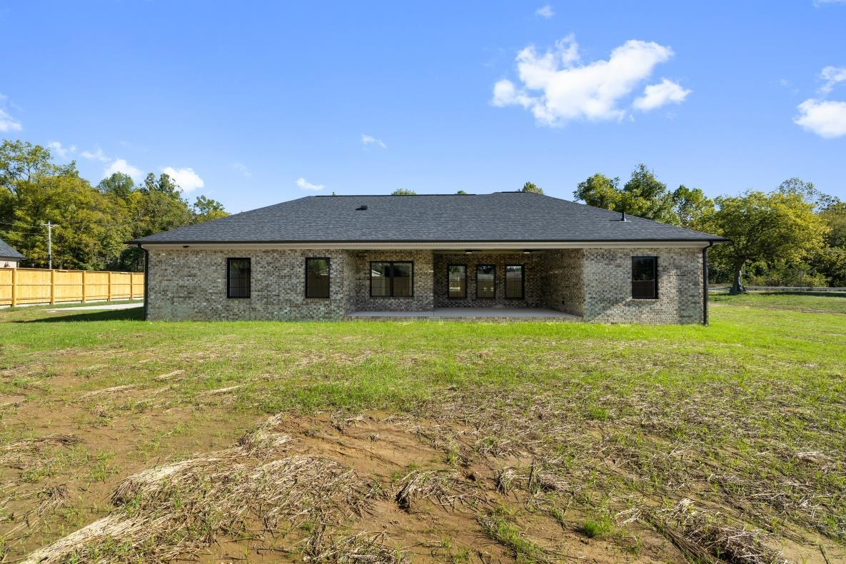 4020 Medley Road, Owensboro, Kentucky 42301, 3 Bedrooms Bedrooms, ,2 BathroomsBathrooms,Single Family Residence,For Sale,Medley Road,93283