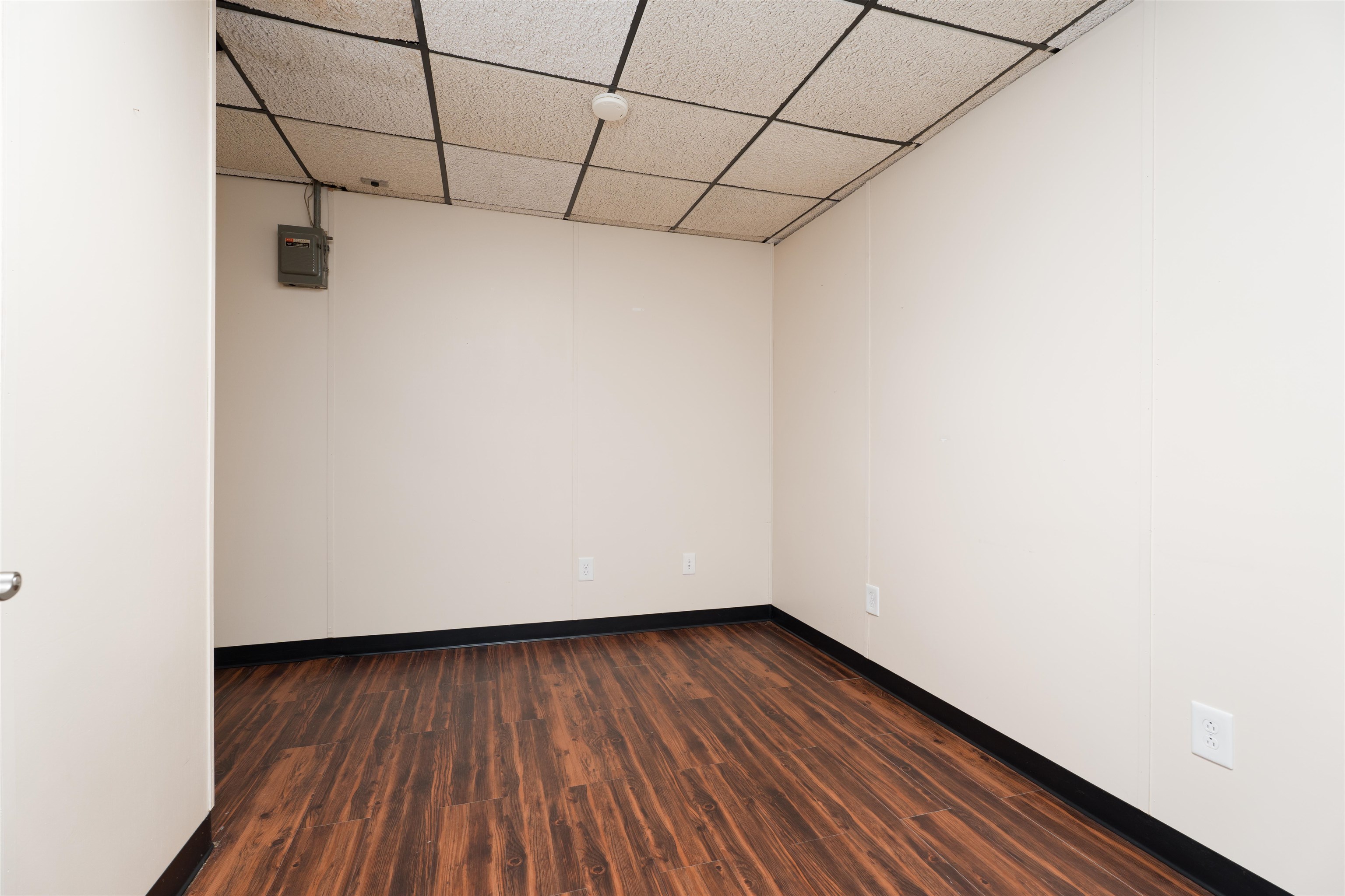 2816 Veach Rd Unit 107/108, Owensboro, Kentucky 42303, ,Mixed Use,For Sale,Veach Rd Unit 107/108,93286