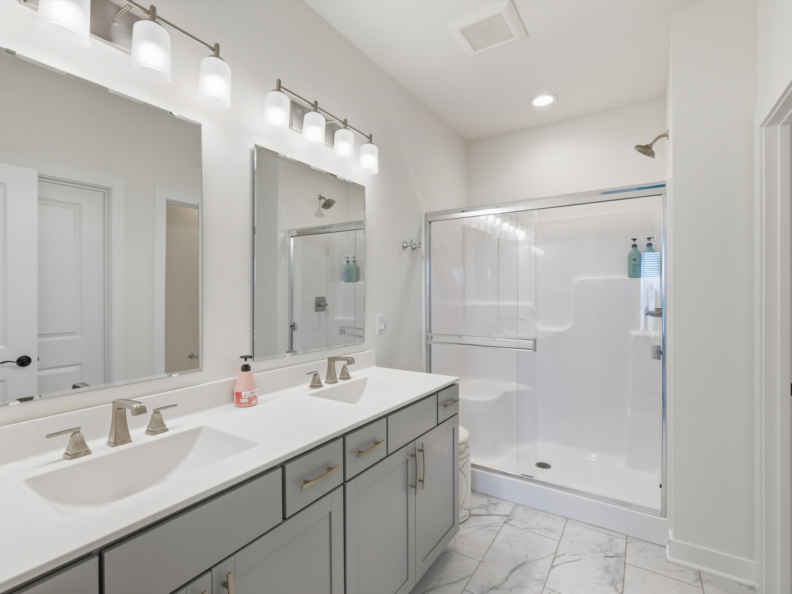 7058 Jessica Lane, Owensboro, Kentucky 42303, 4 Bedrooms Bedrooms, ,2 BathroomsBathrooms,Single Family Residence,For Sale,Jessica Lane,93288